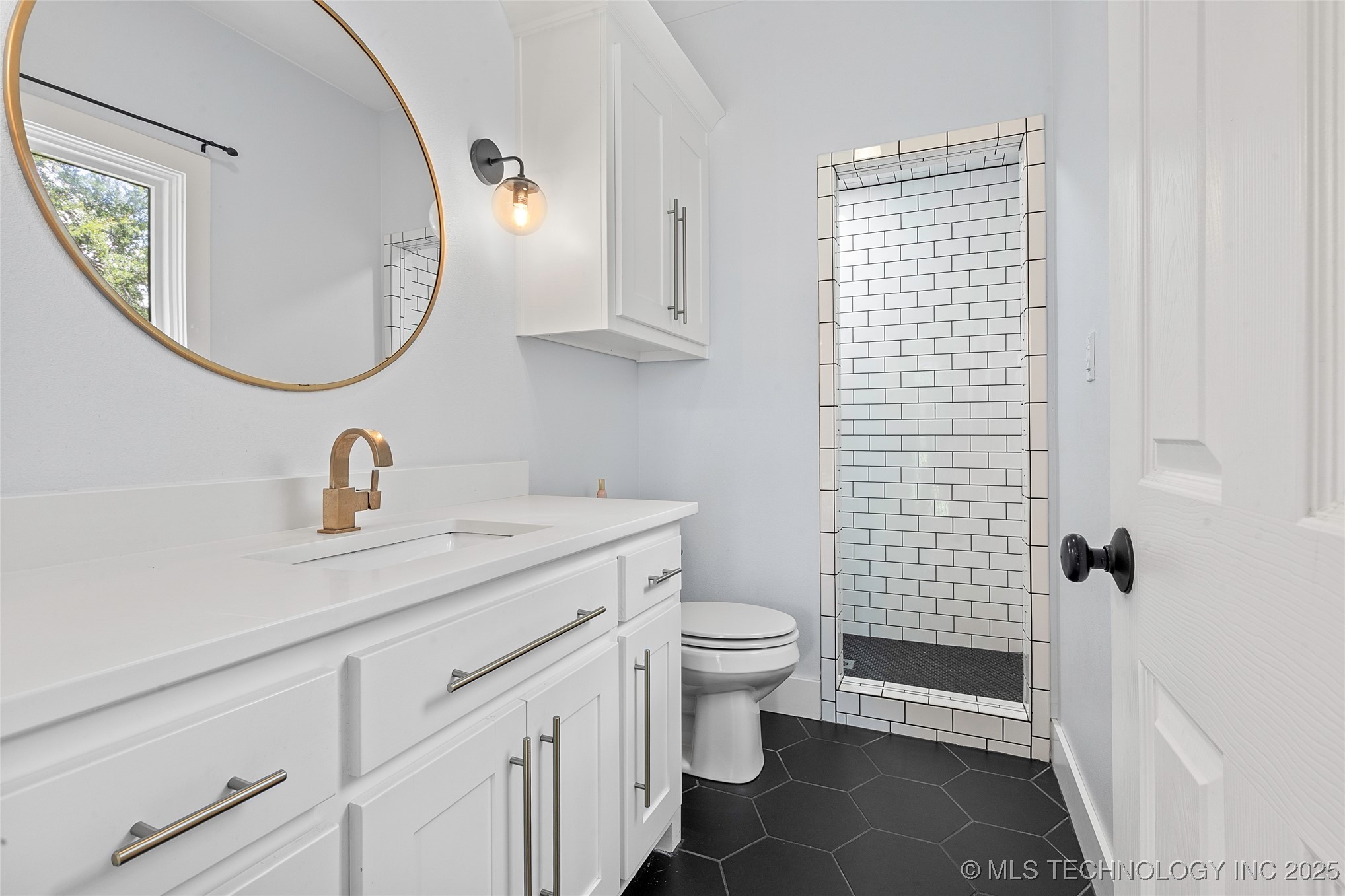 1223 Buckingham Property Photo 32