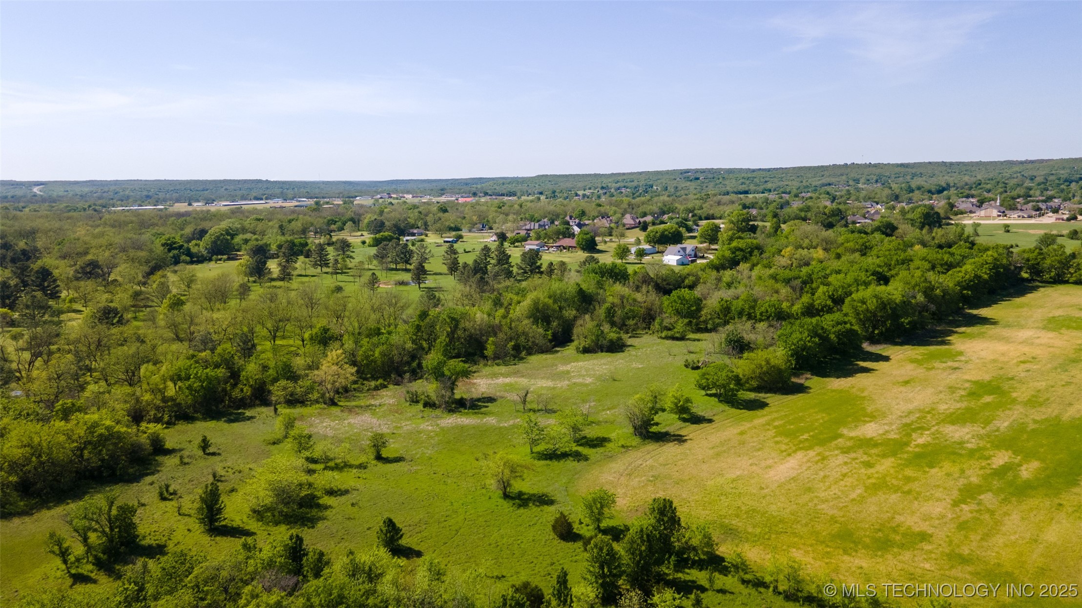 11 Se Lenapah Street Property Photo 6