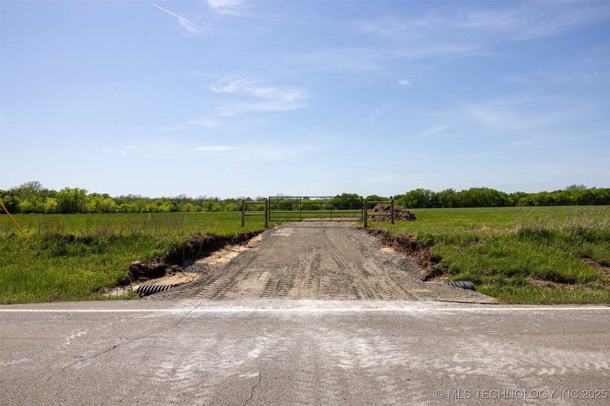 11 Se Lenapah Street Property Photo 10