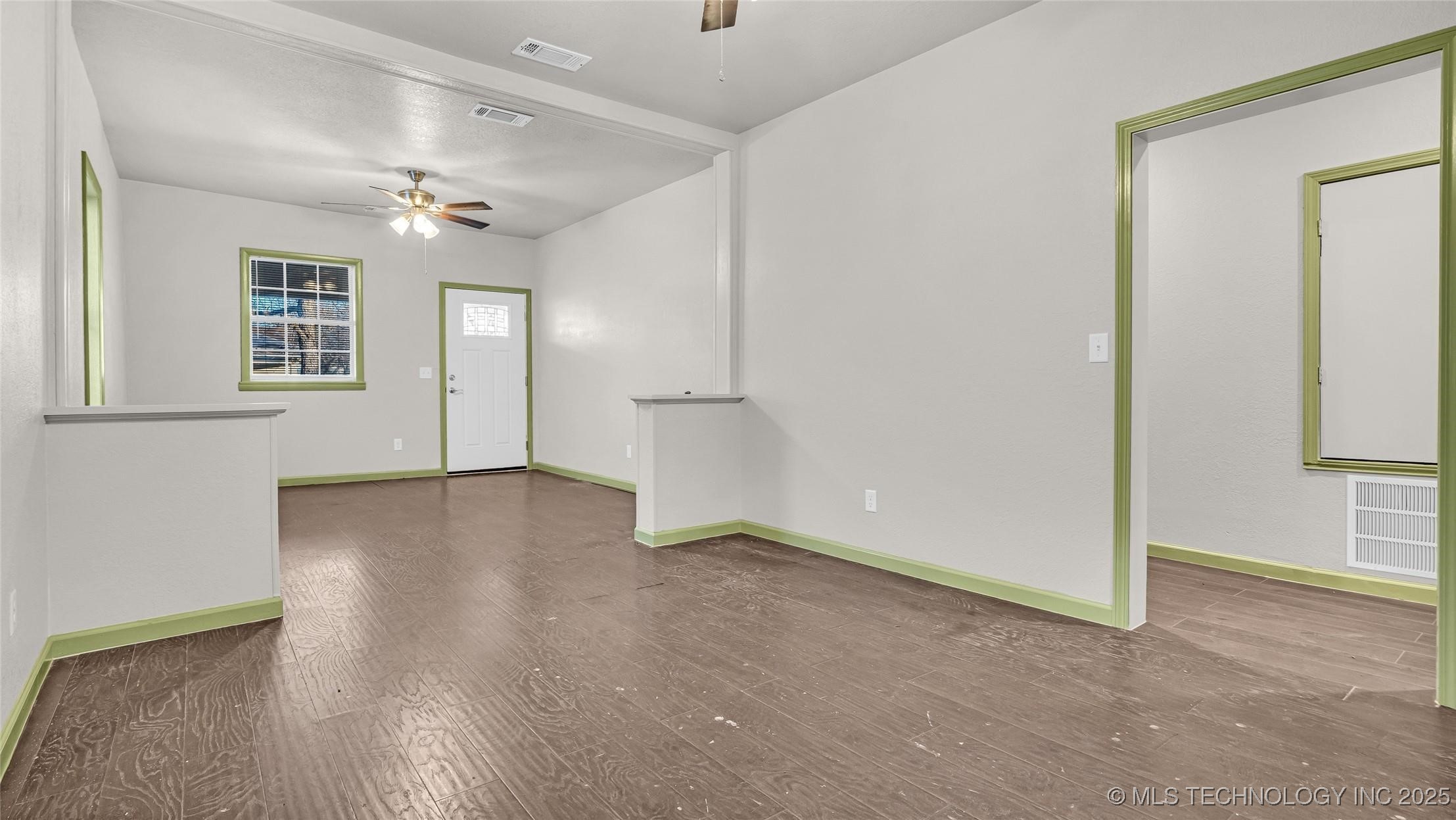 613 Nw A Street Property Photo 6