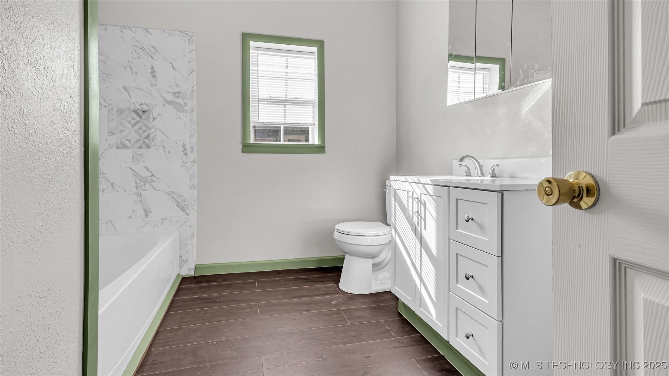 613 Nw A Street Property Photo 14