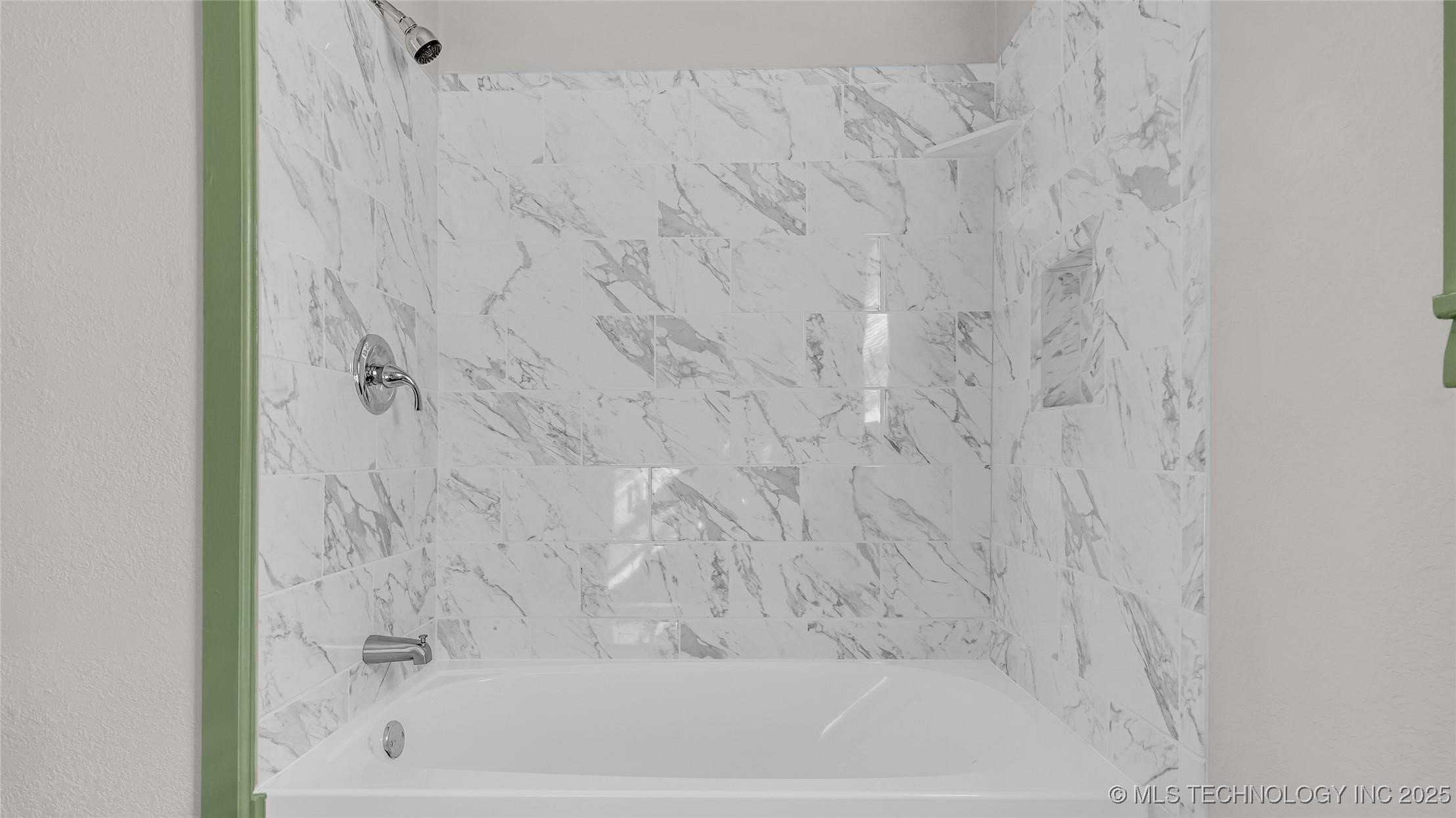 613 Nw A Street Property Photo 15