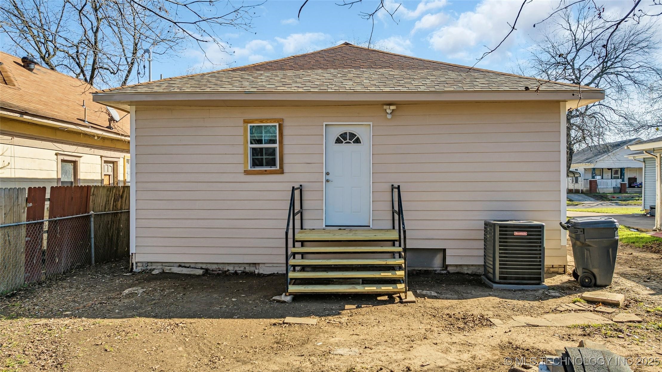 613 Nw A Street Property Photo 18