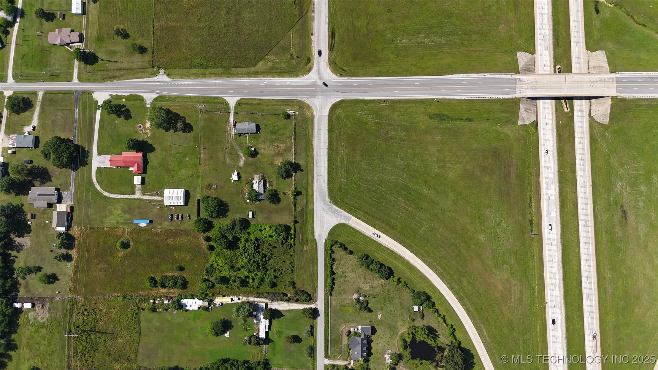 13901 E 126th Street N Property Photo 3