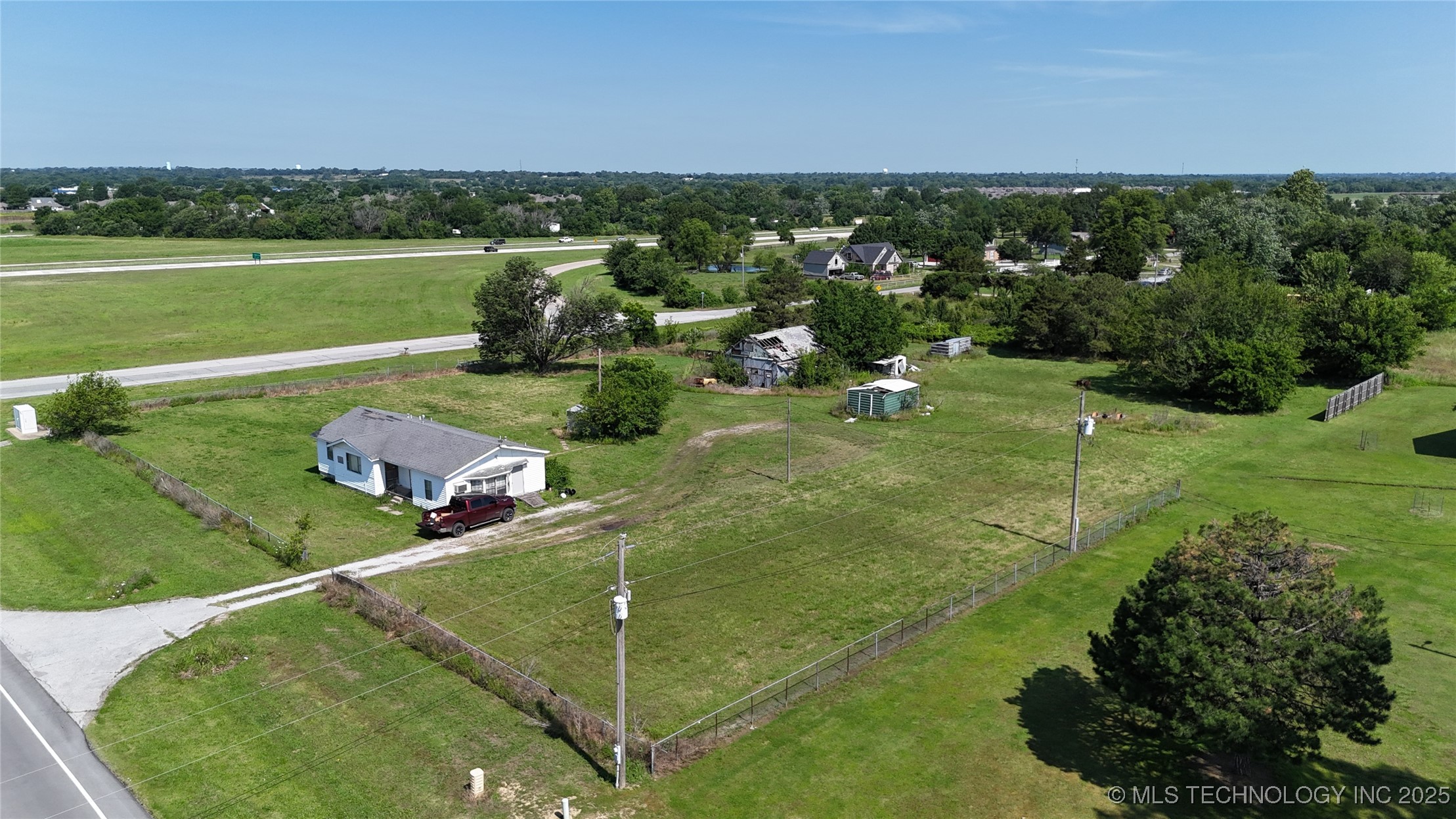 13901 E 126th Street N Property Photo 8