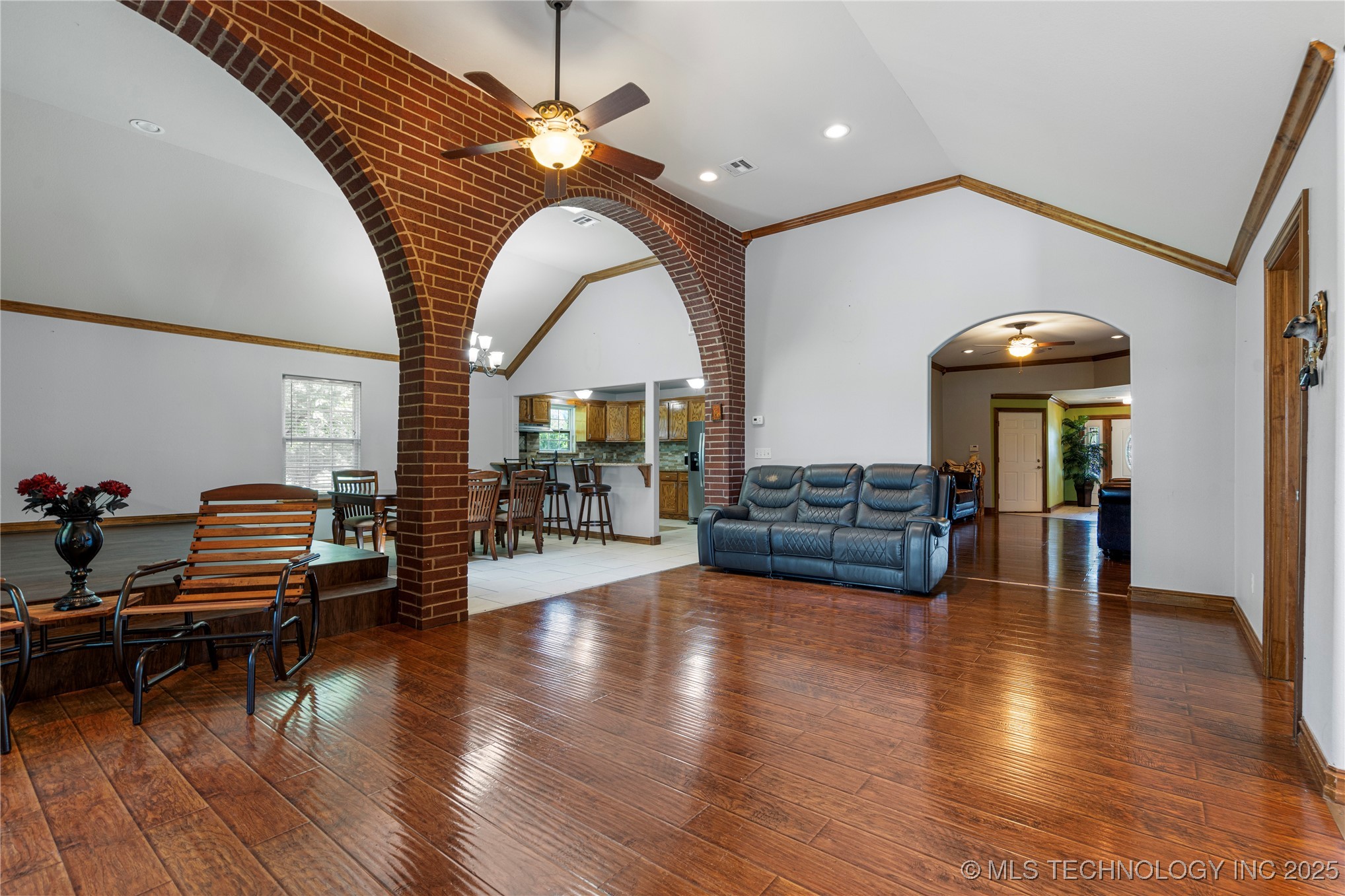 17822 S 44th West Avenue Property Photo 14