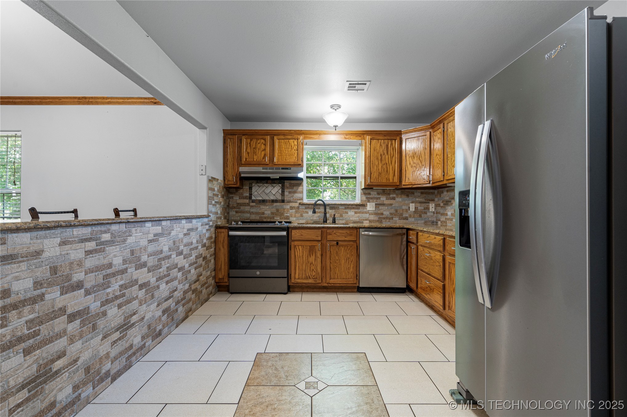 17822 S 44th West Avenue Property Photo 18