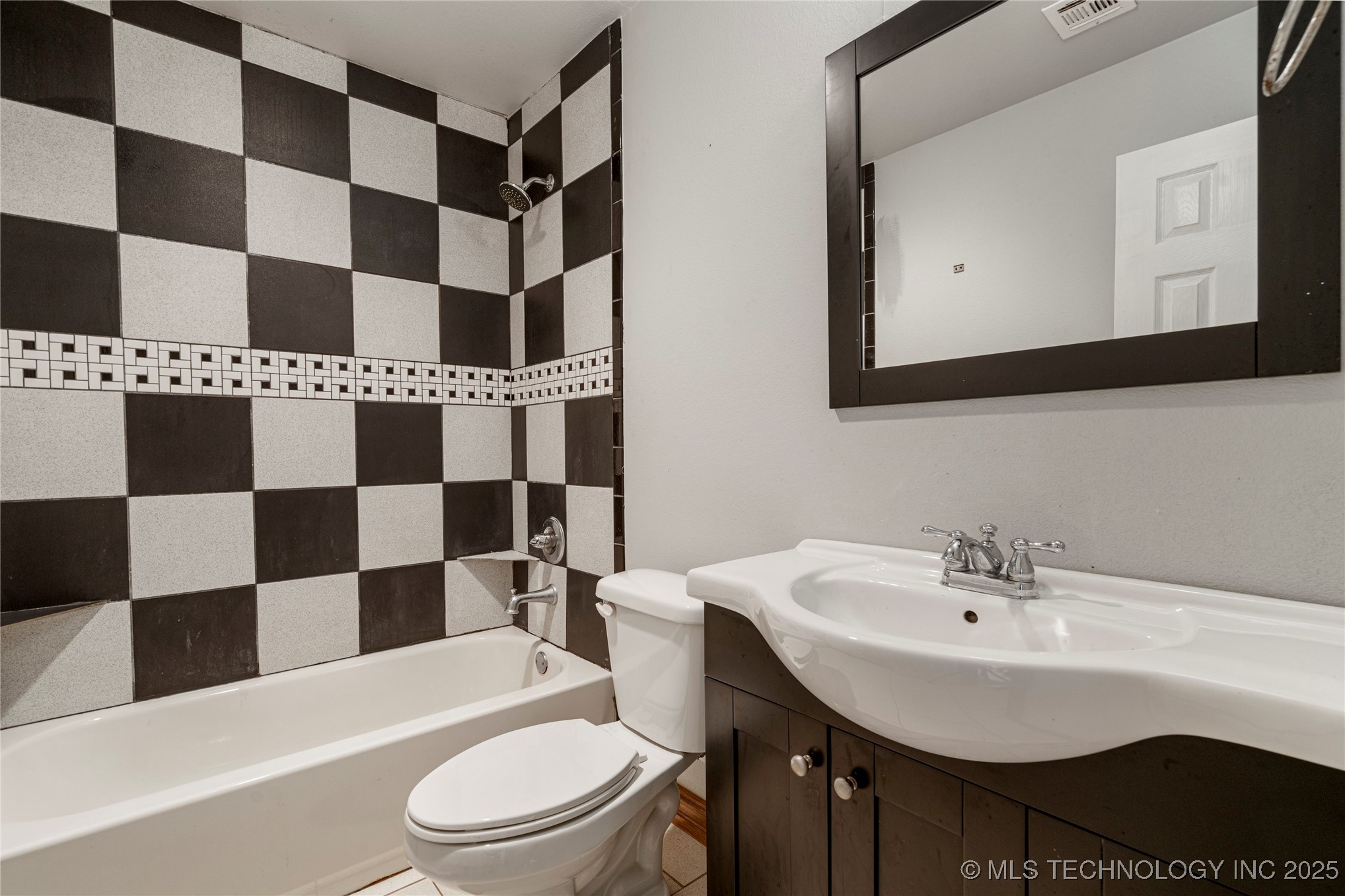 17822 S 44th West Avenue Property Photo 27