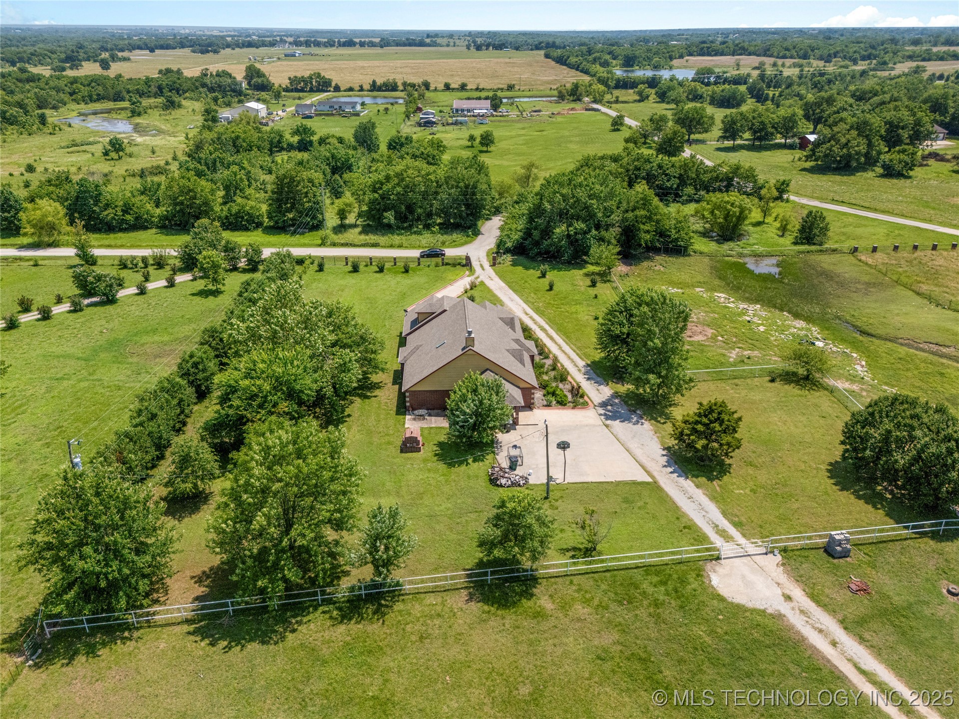 17822 S 44th West Avenue Property Photo 48