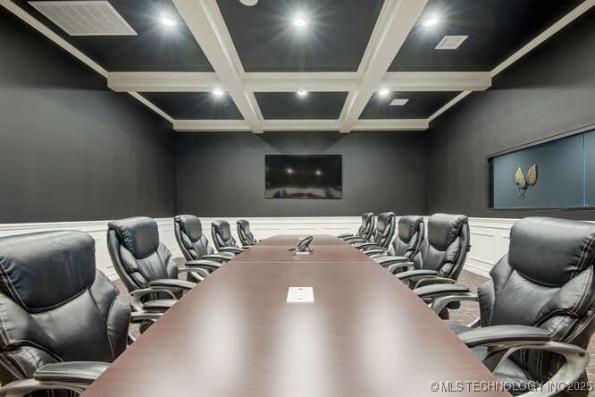 11160 S 225th East Avenue Property Photo 20