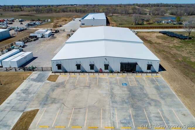 11160 S 225th East Avenue Property Photo 45