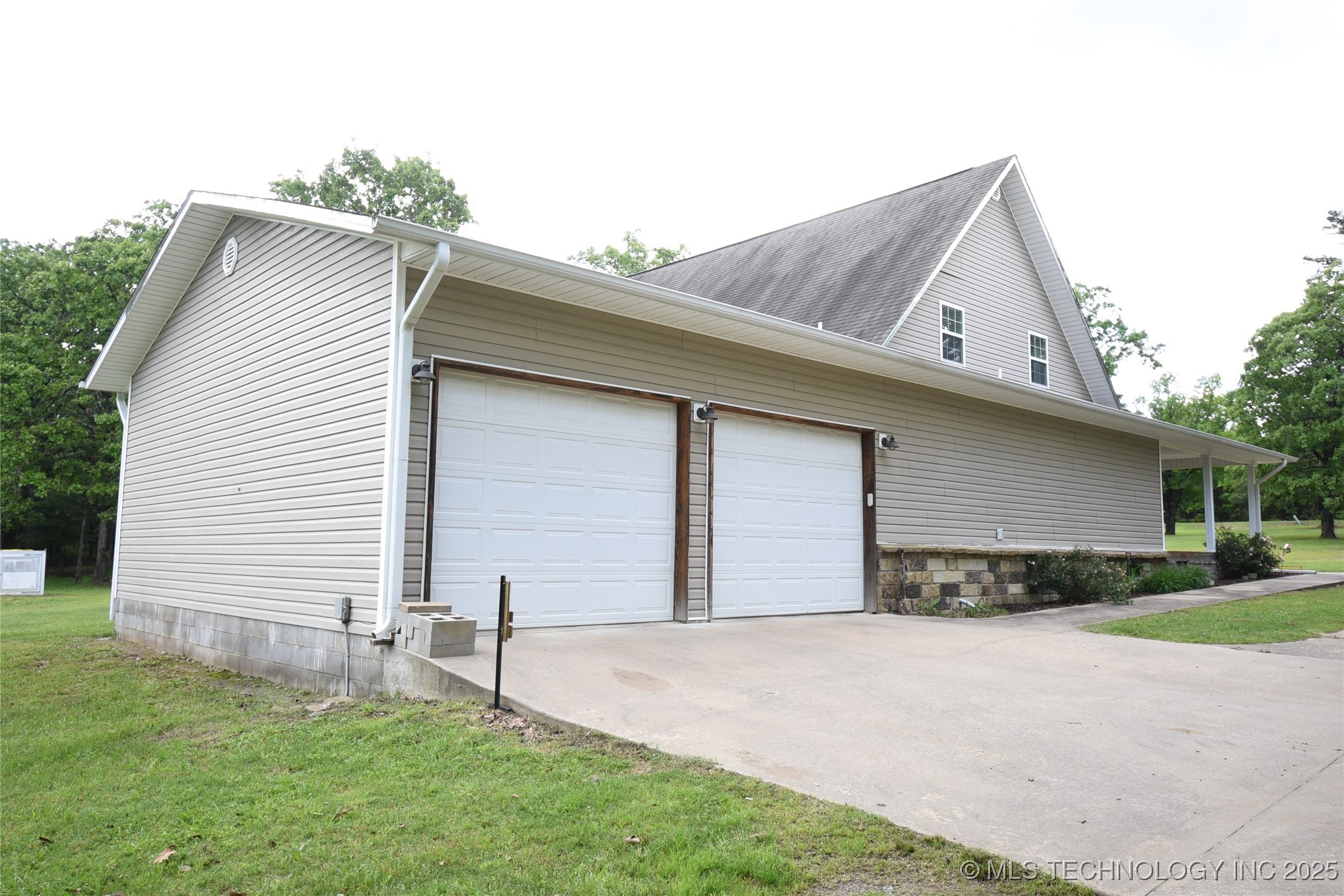 31401 W County Road 1350 Property Photo 7