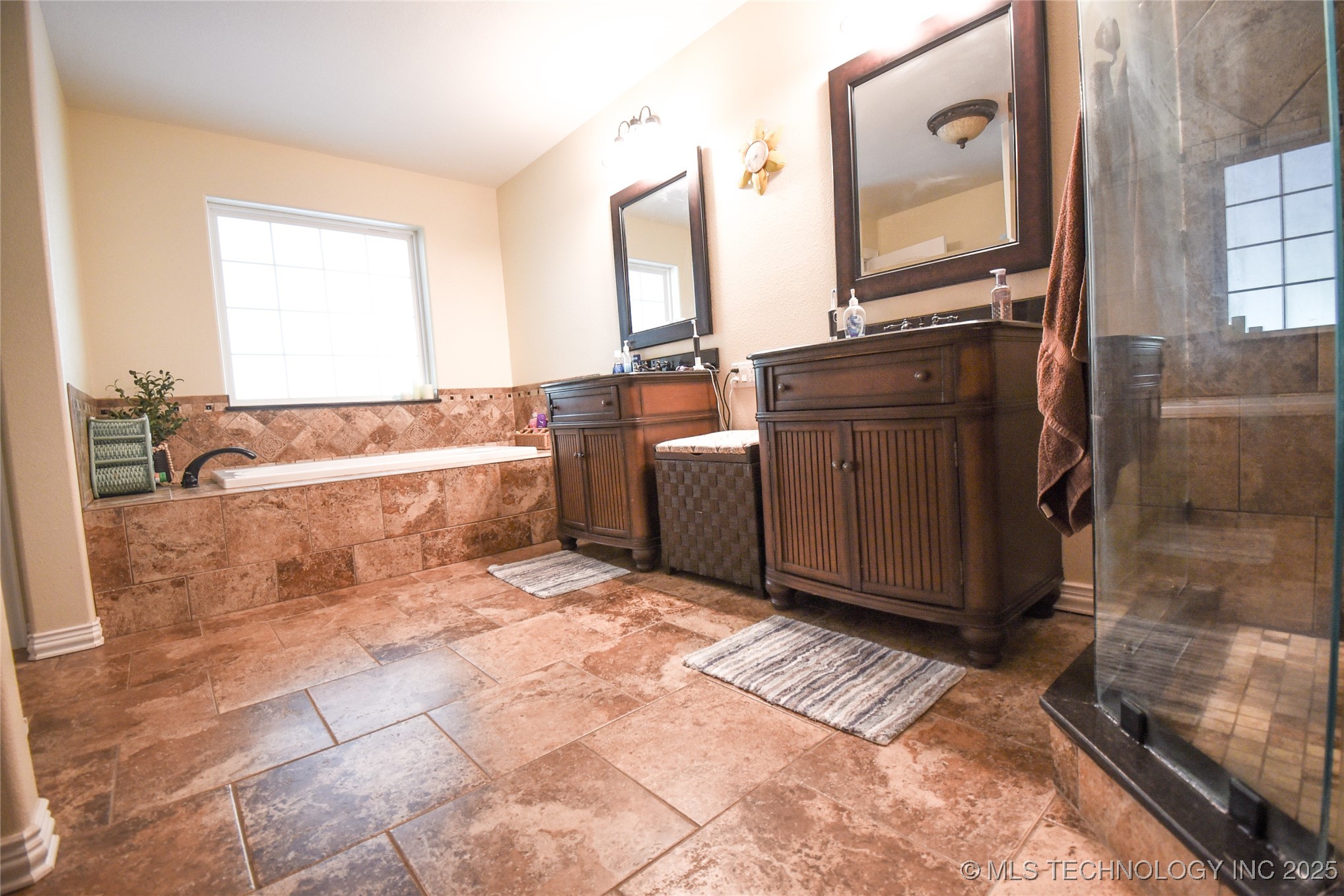 31401 W County Road 1350 Property Photo 11