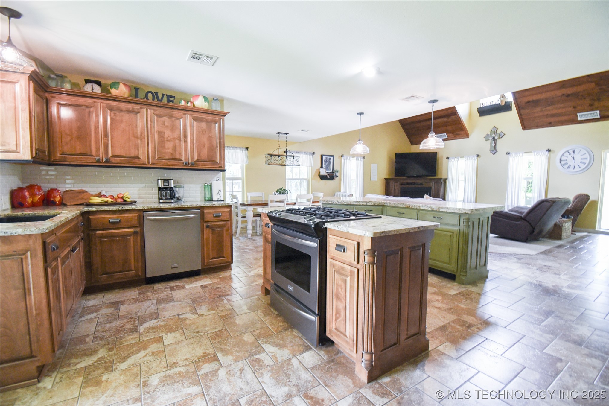 31401 W County Road 1350 Property Photo 25