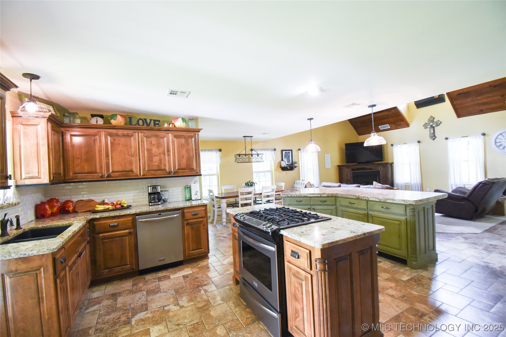 31401 W County Road 1350 Property Photo 26