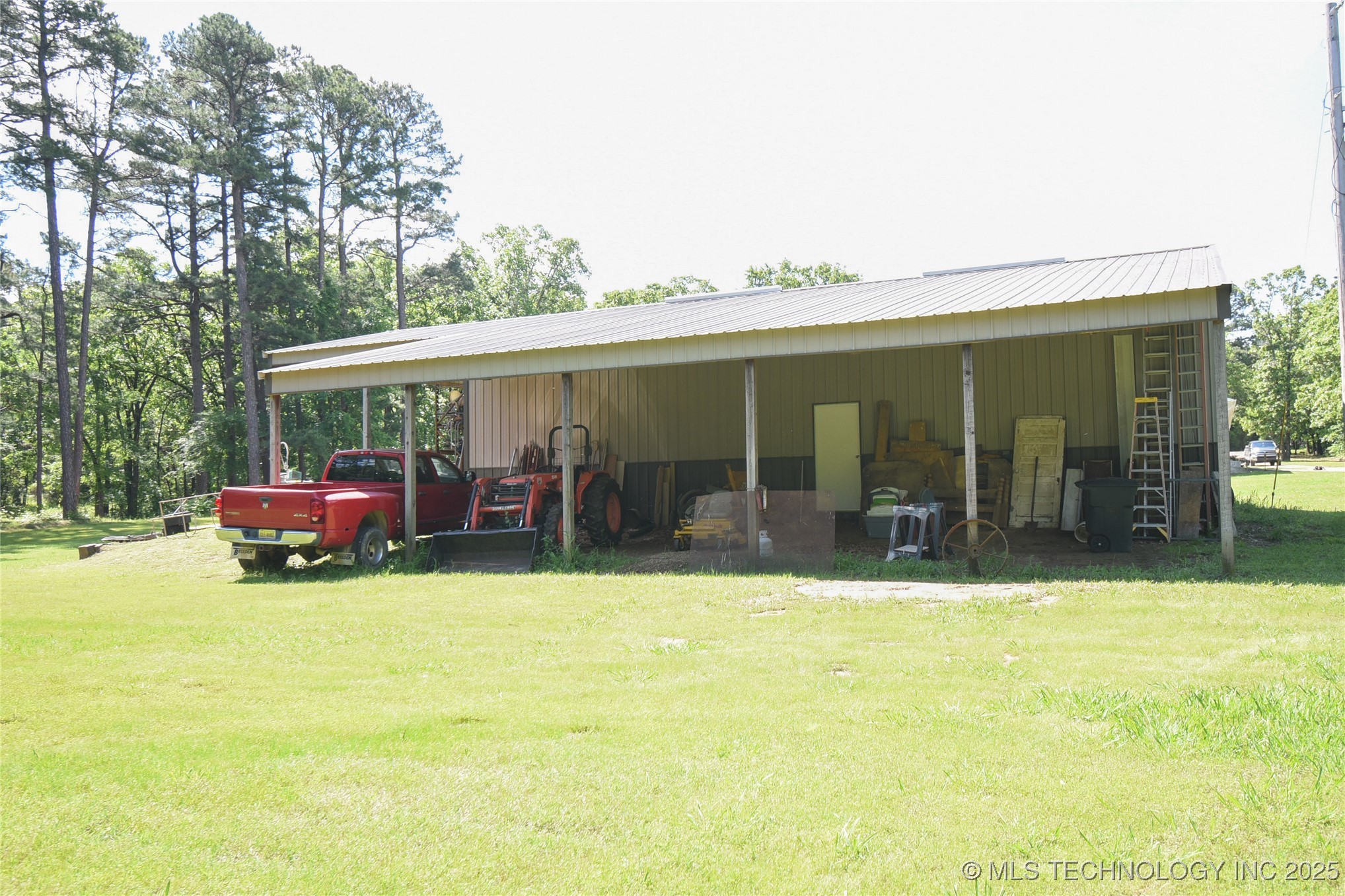31401 W County Road 1350 Property Photo 29