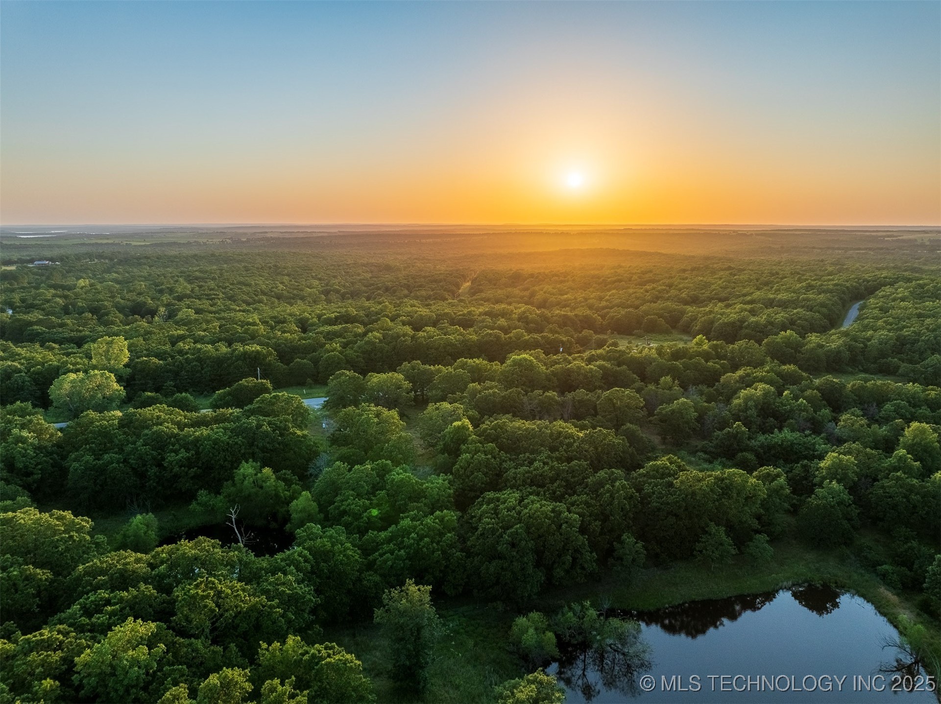 2 Ranch Land Road Property Photo 3