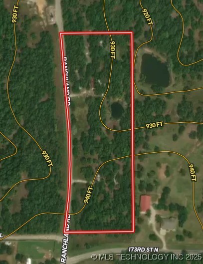 2 Ranch Land Road Property Photo 4