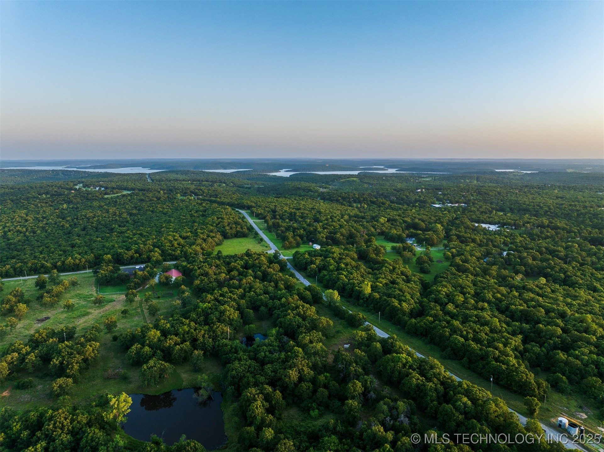 2 Ranch Land Road Property Photo 7
