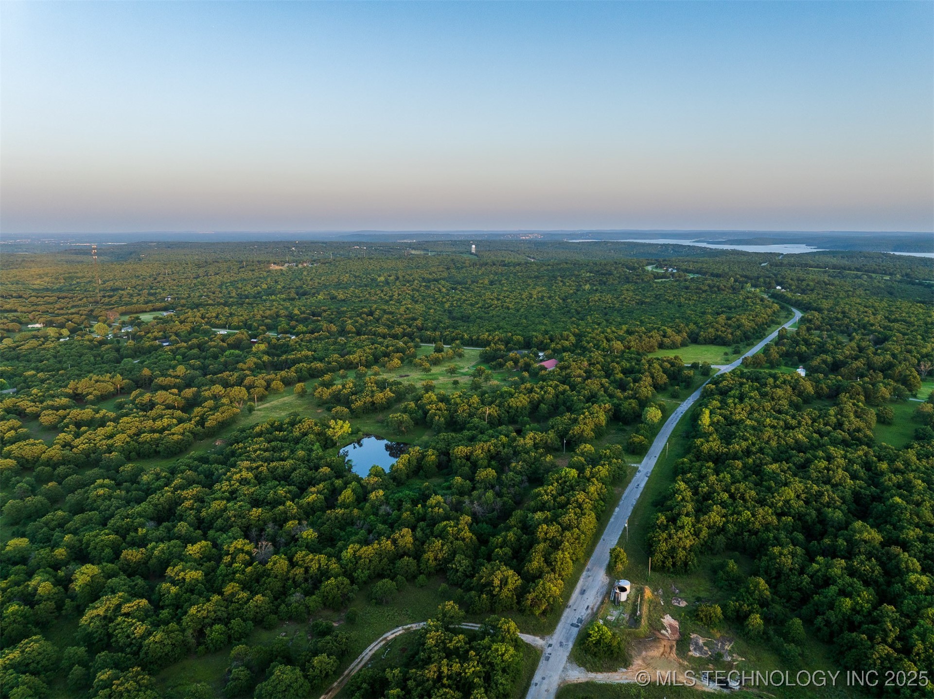 2 Ranch Land Road Property Photo 8