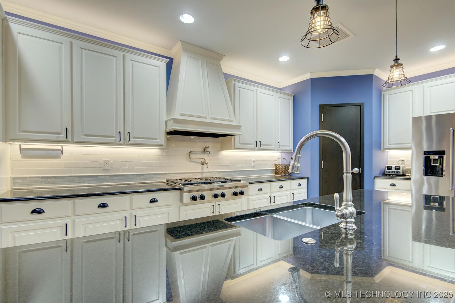 11200 S 225th East Avenue Property Photo 23