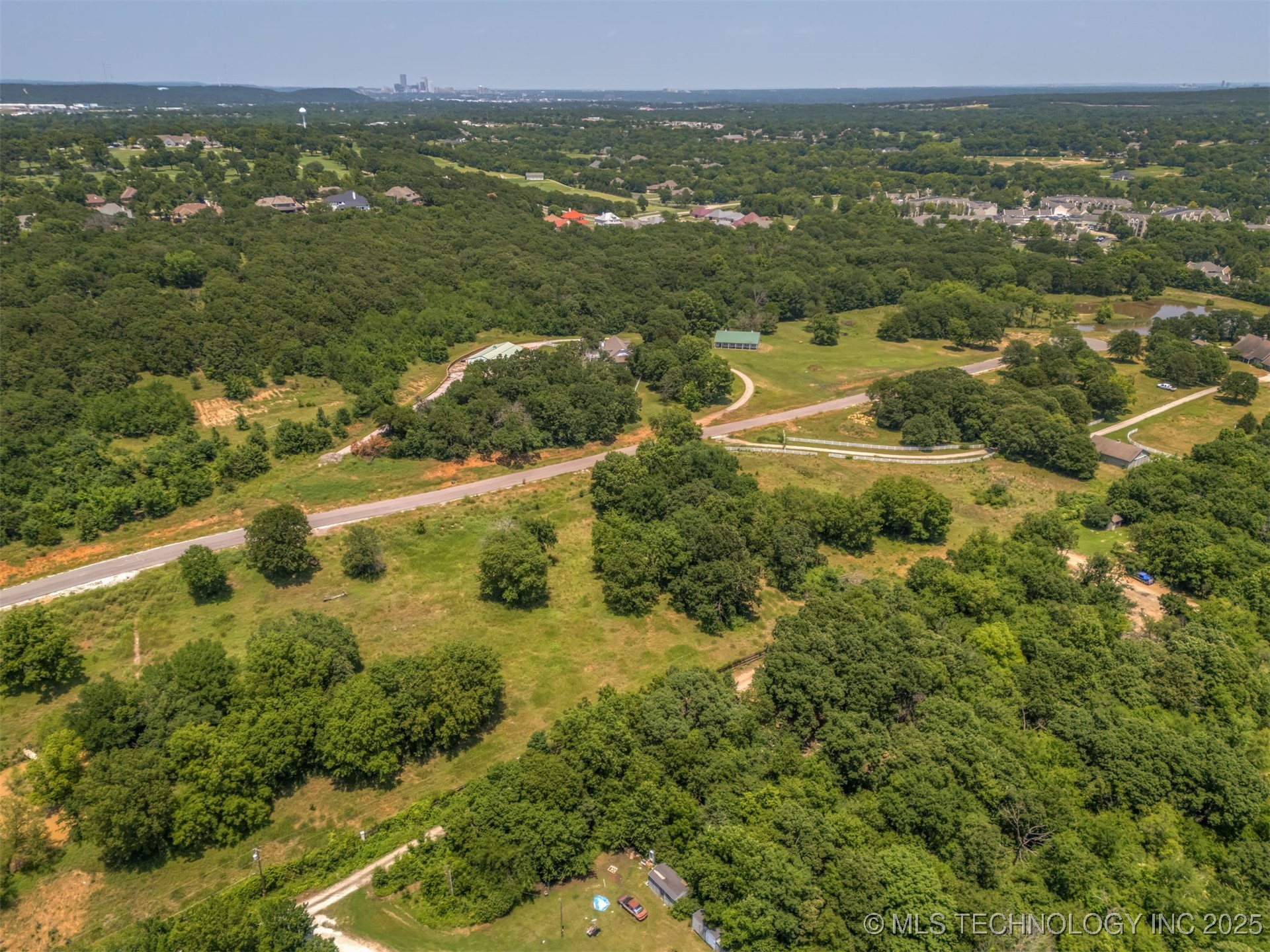 4680 Oak Timber Drive Property Photo 4