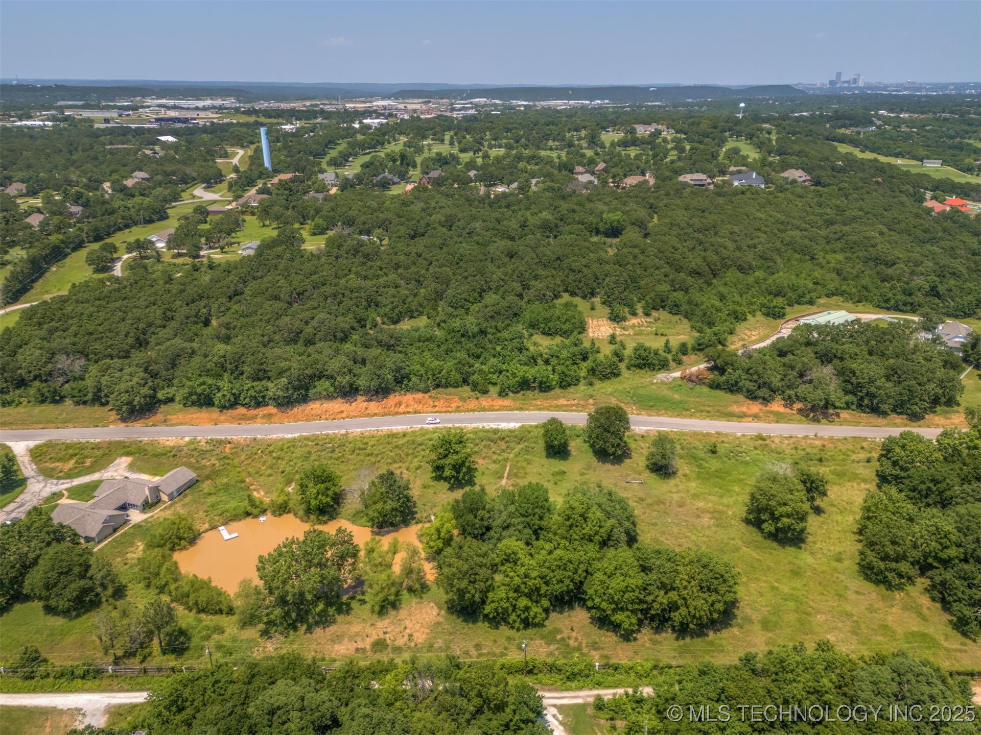 4680 Oak Timber Drive Property Photo 15