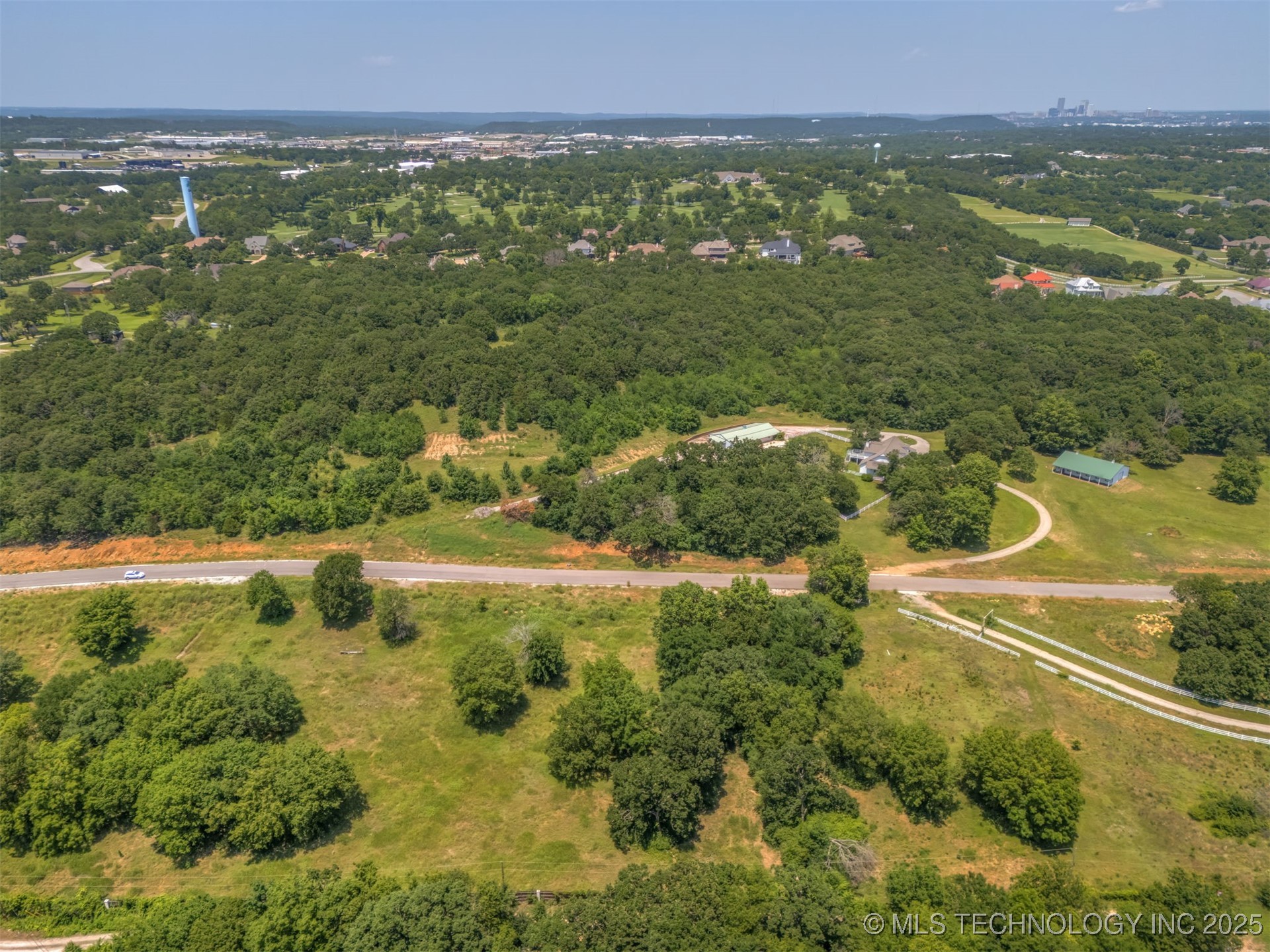 4556 Oak Timber Drive Property Photo 3