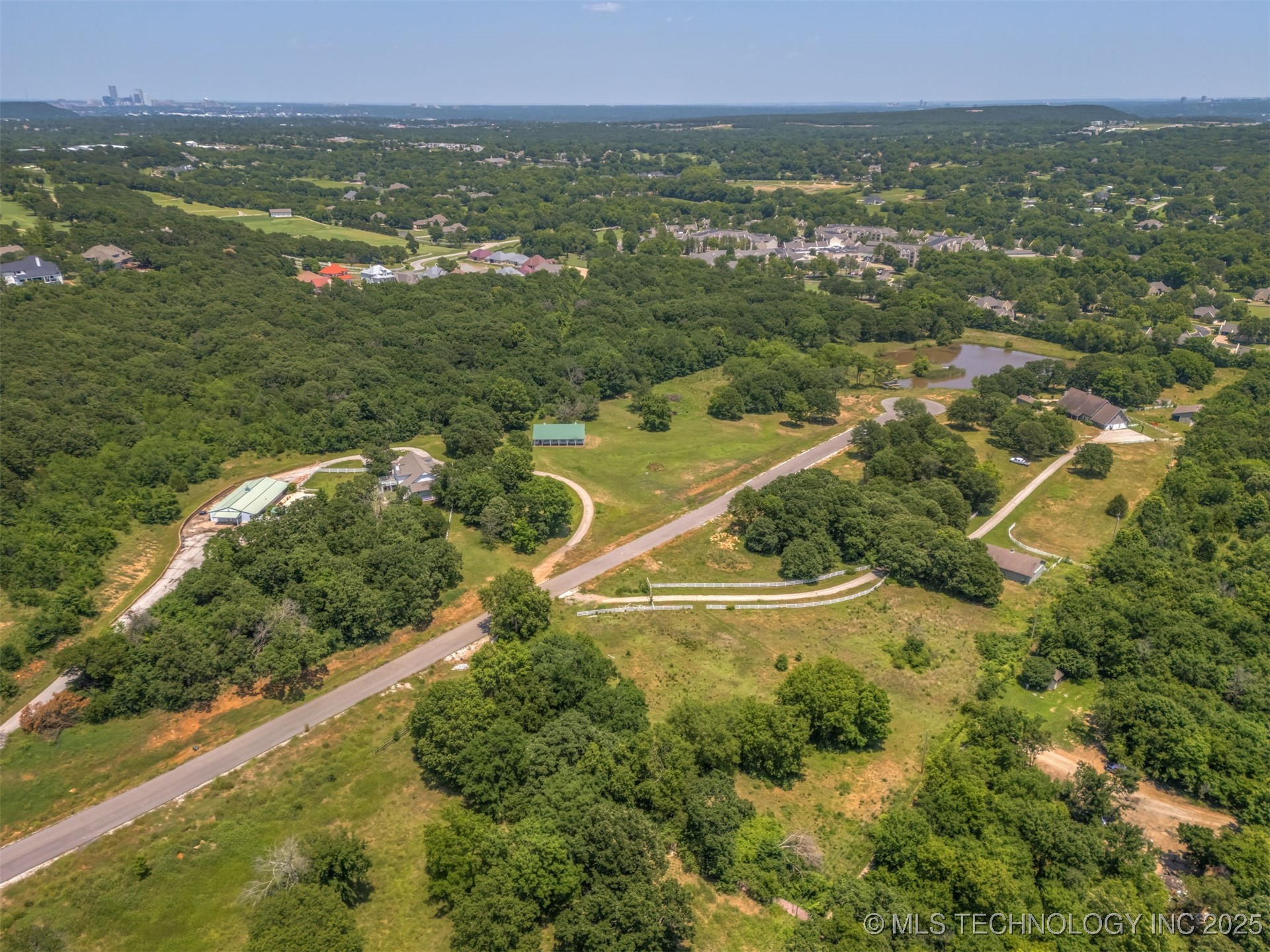 4556 Oak Timber Drive Property Photo 4