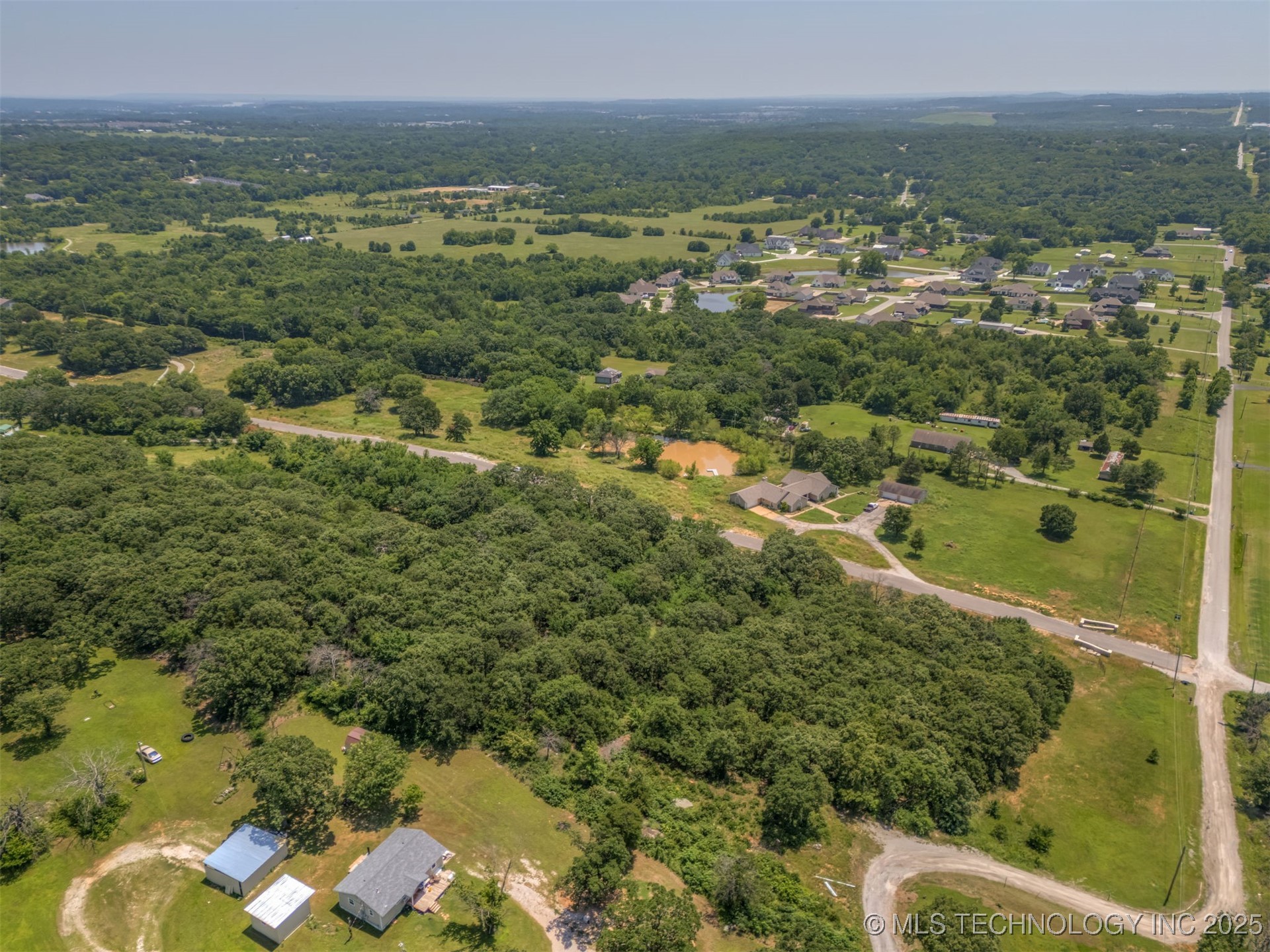 4663 Oak Timber Drive Property Photo 8