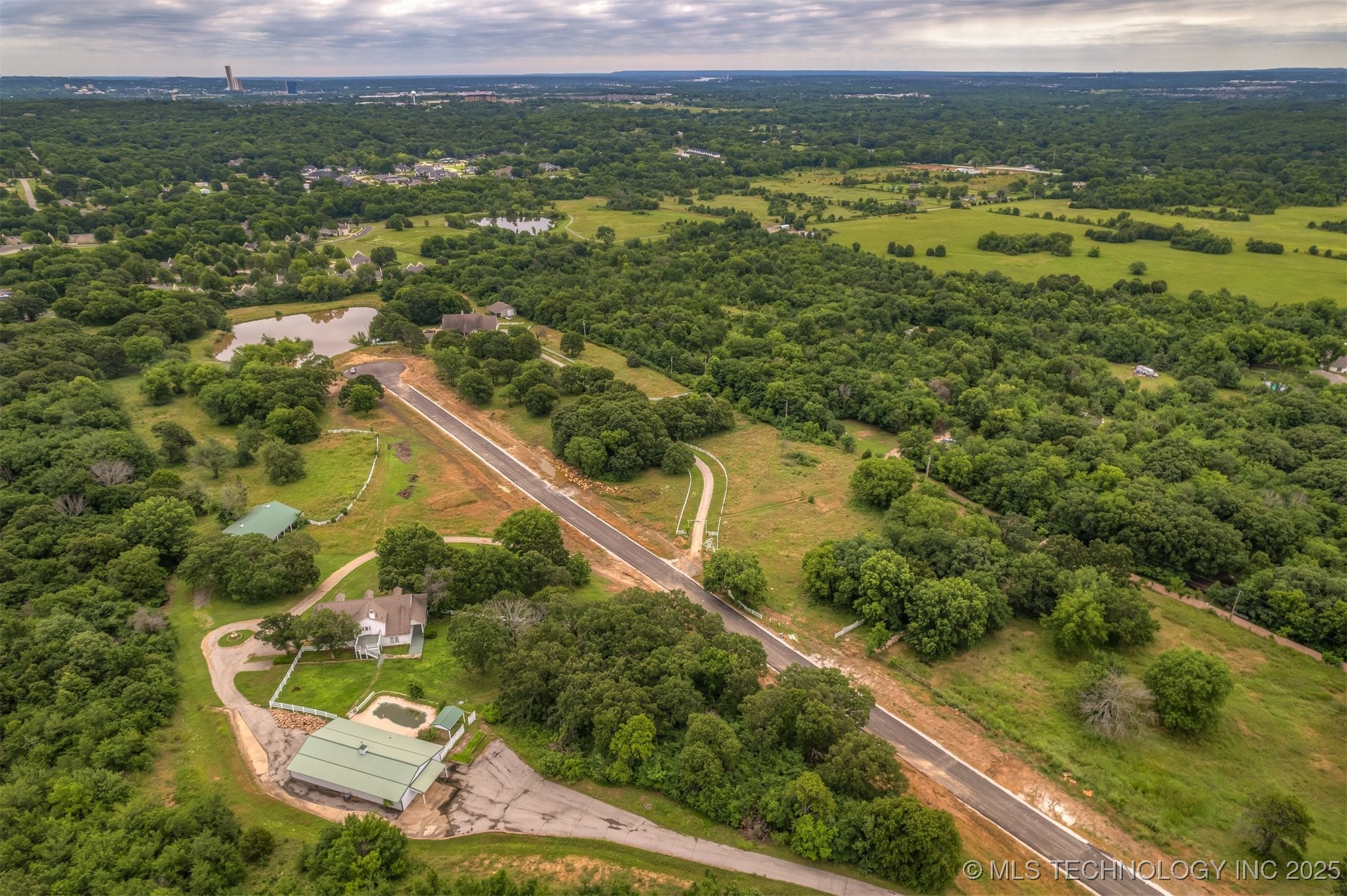 4458 Oak Timber Drive Property Photo 6