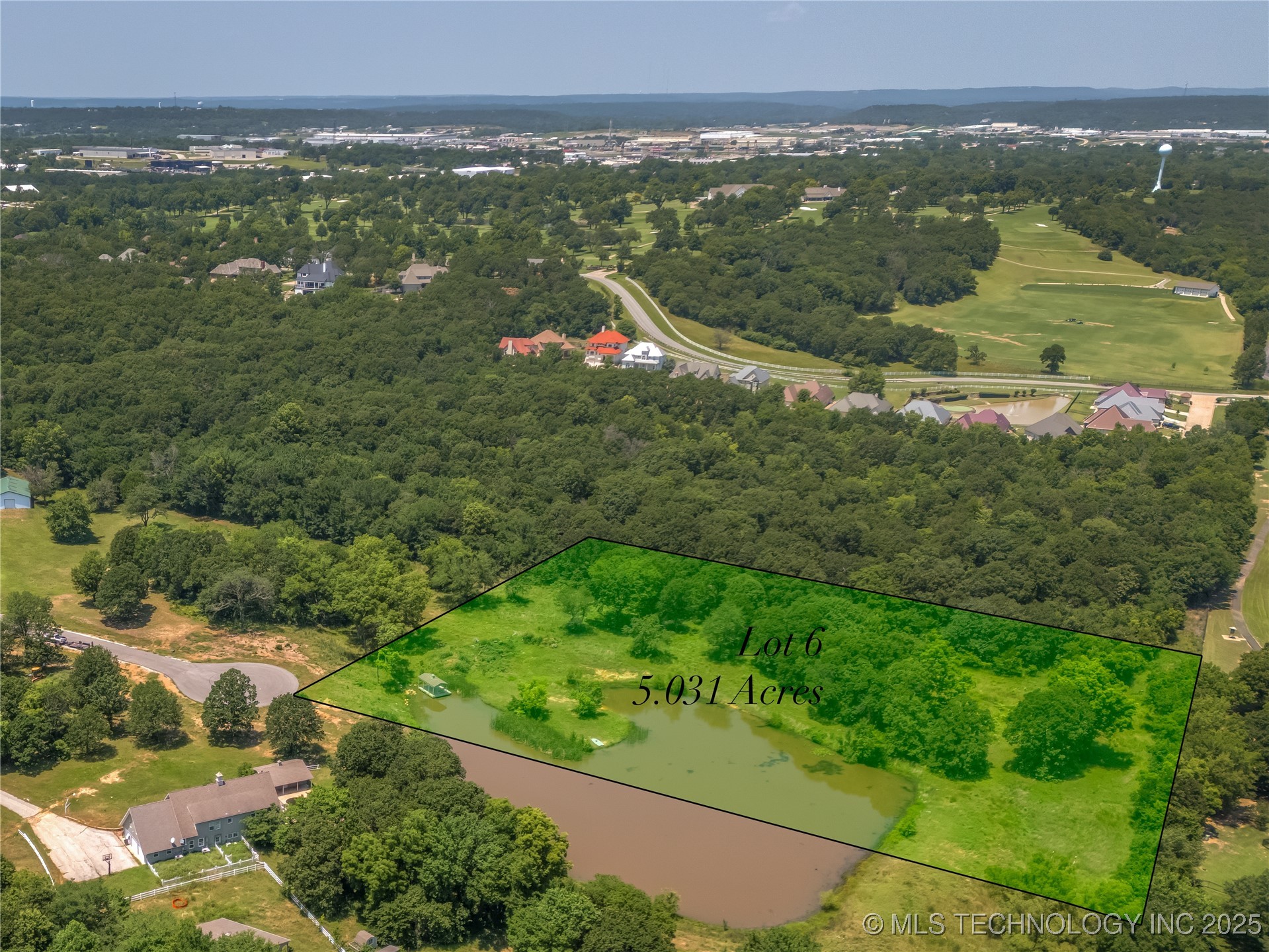 3881 Oak Timber Drive Property Photo 3