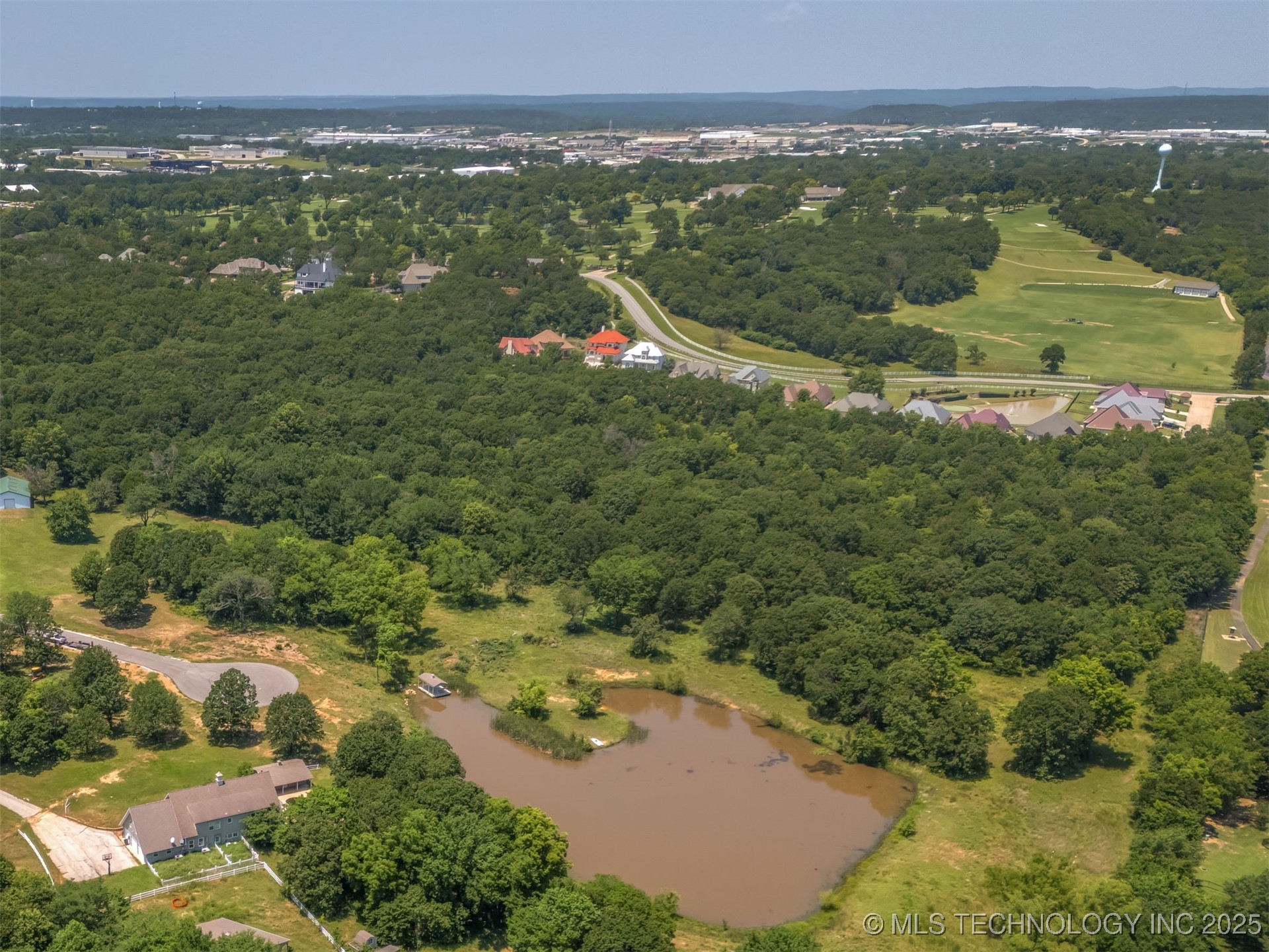 3881 Oak Timber Drive Property Photo 4