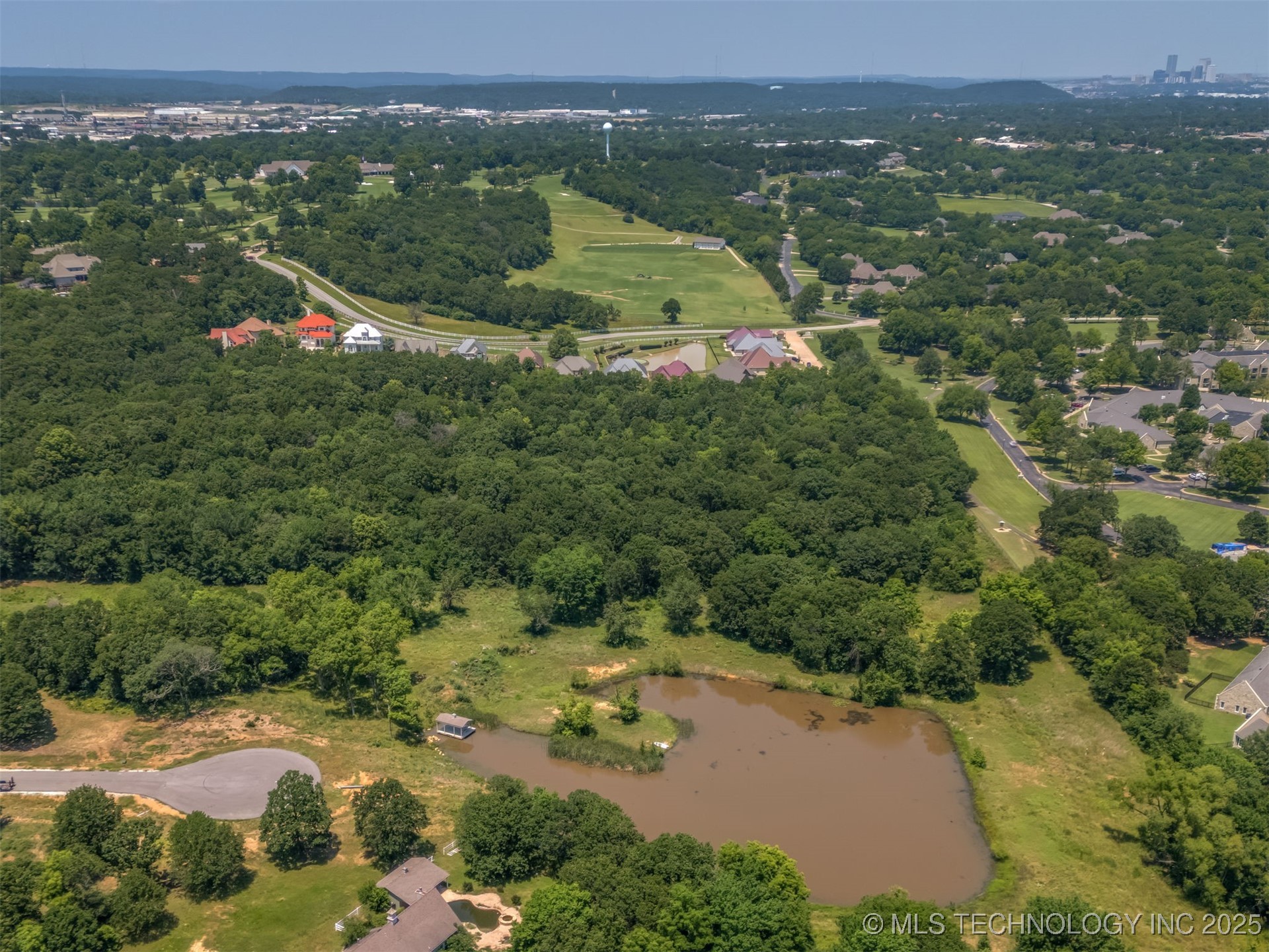3881 Oak Timber Drive Property Photo 5