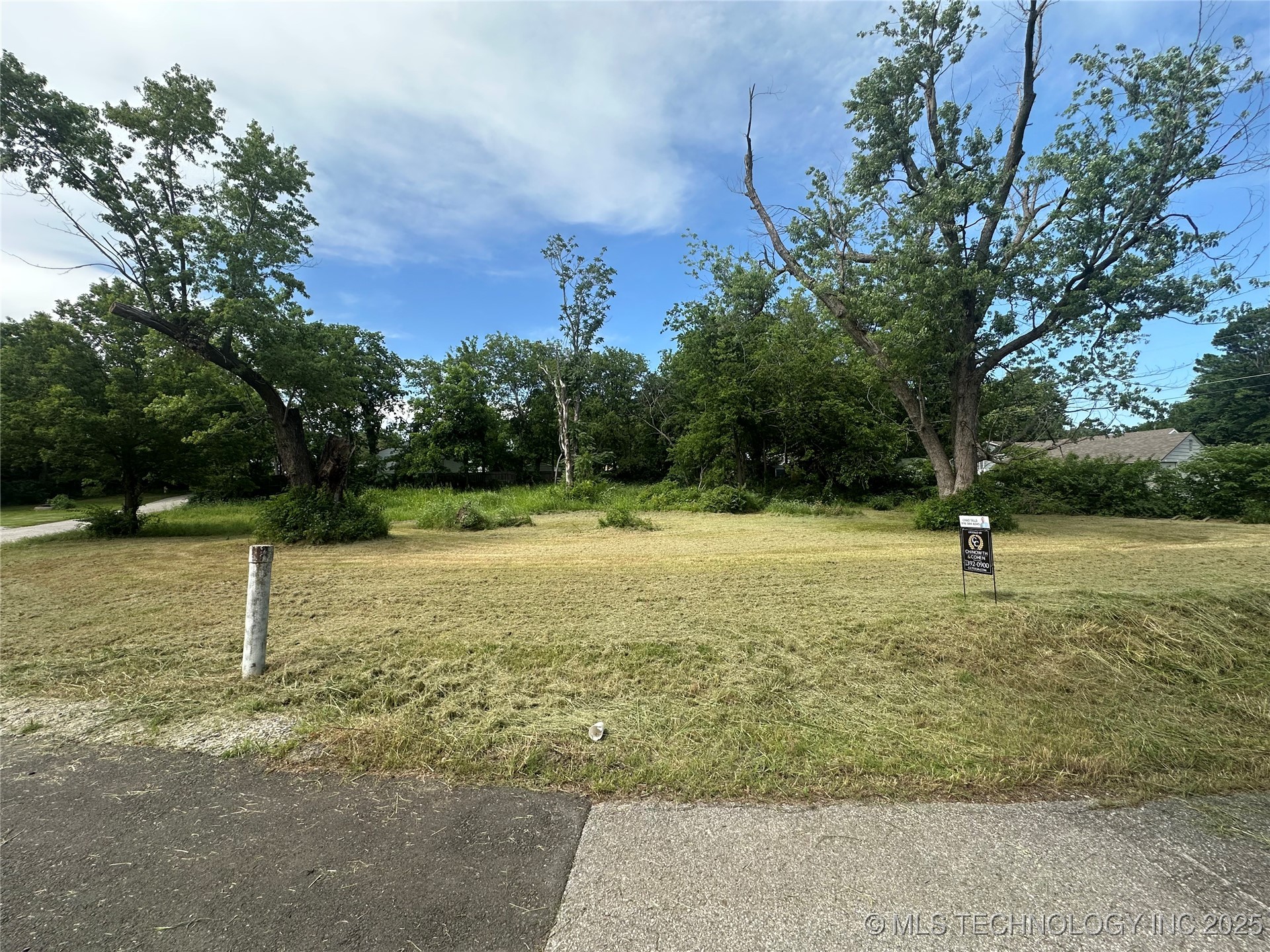 4245 S 28th West Avenue Property Photo 2