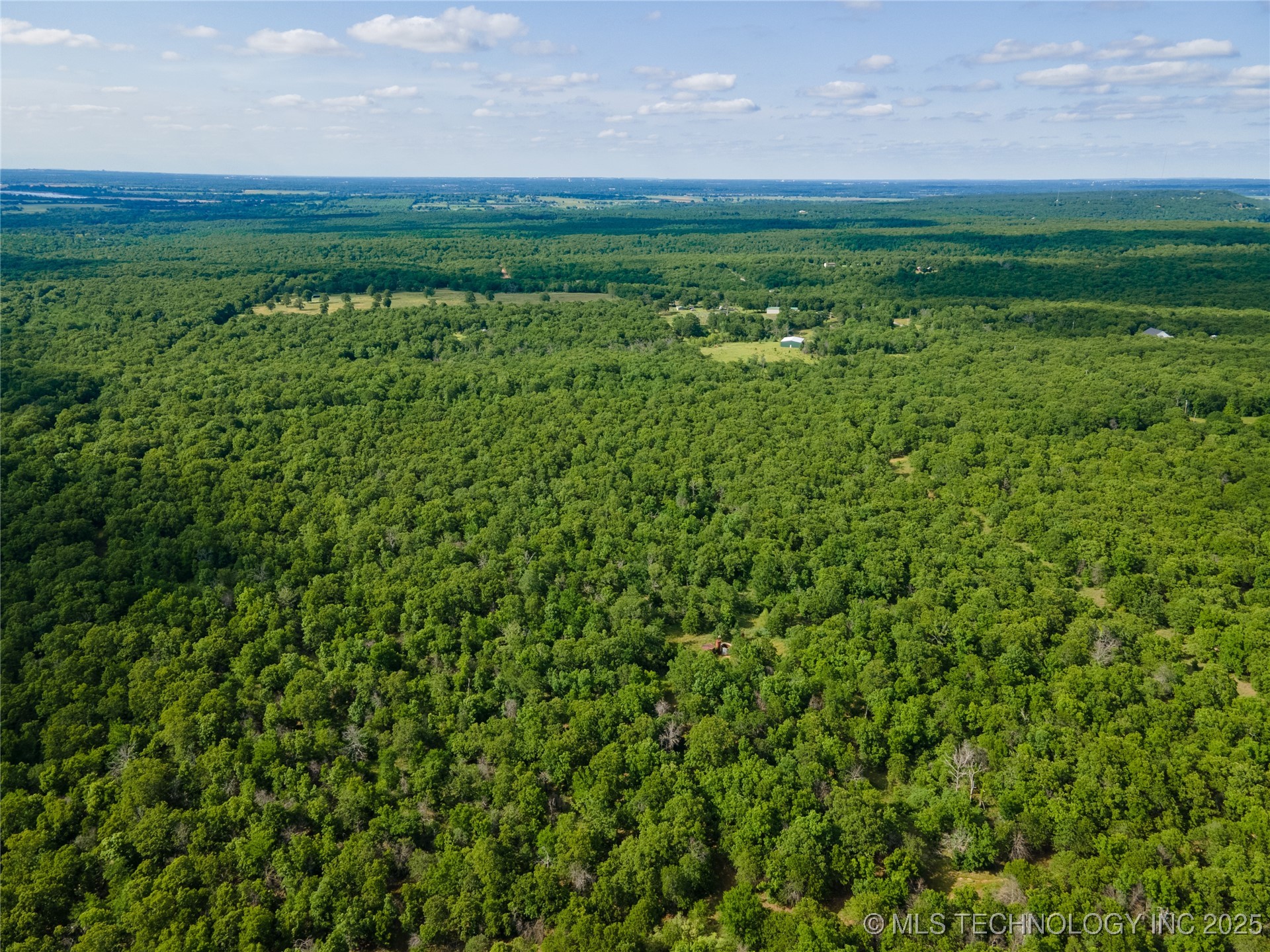 S 145th Avenue Property Photo 3