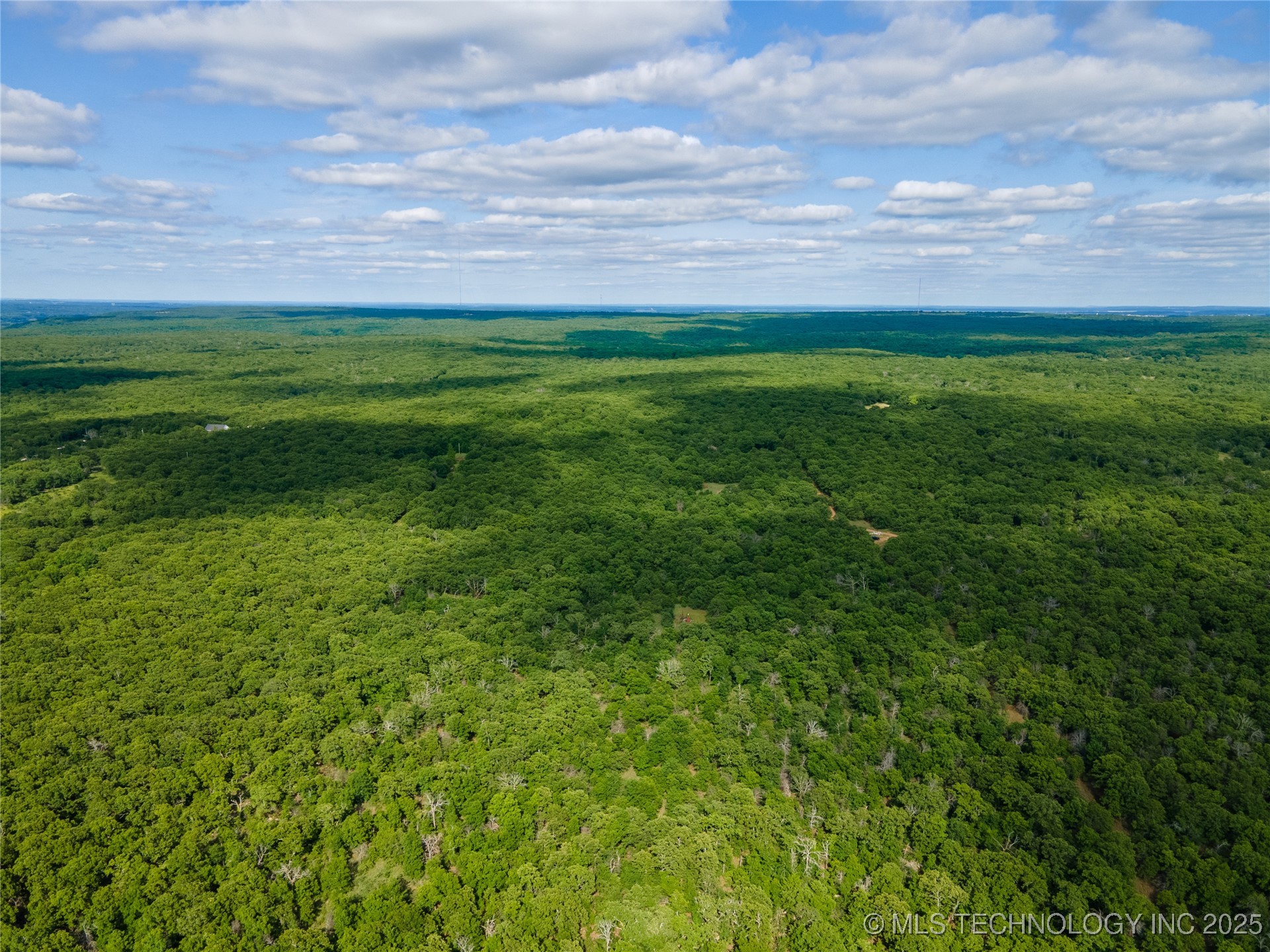 S 145th Avenue Property Photo 4