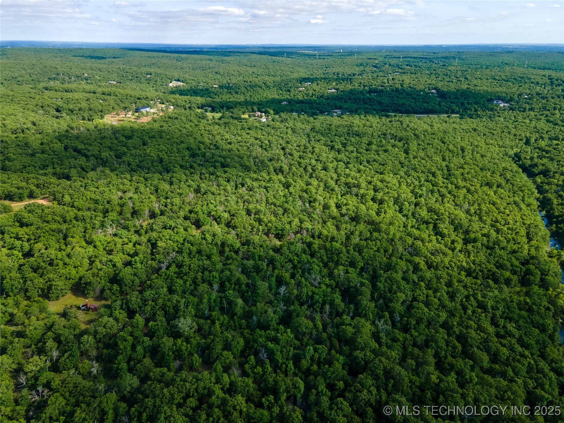 S 145th Avenue Property Photo 9