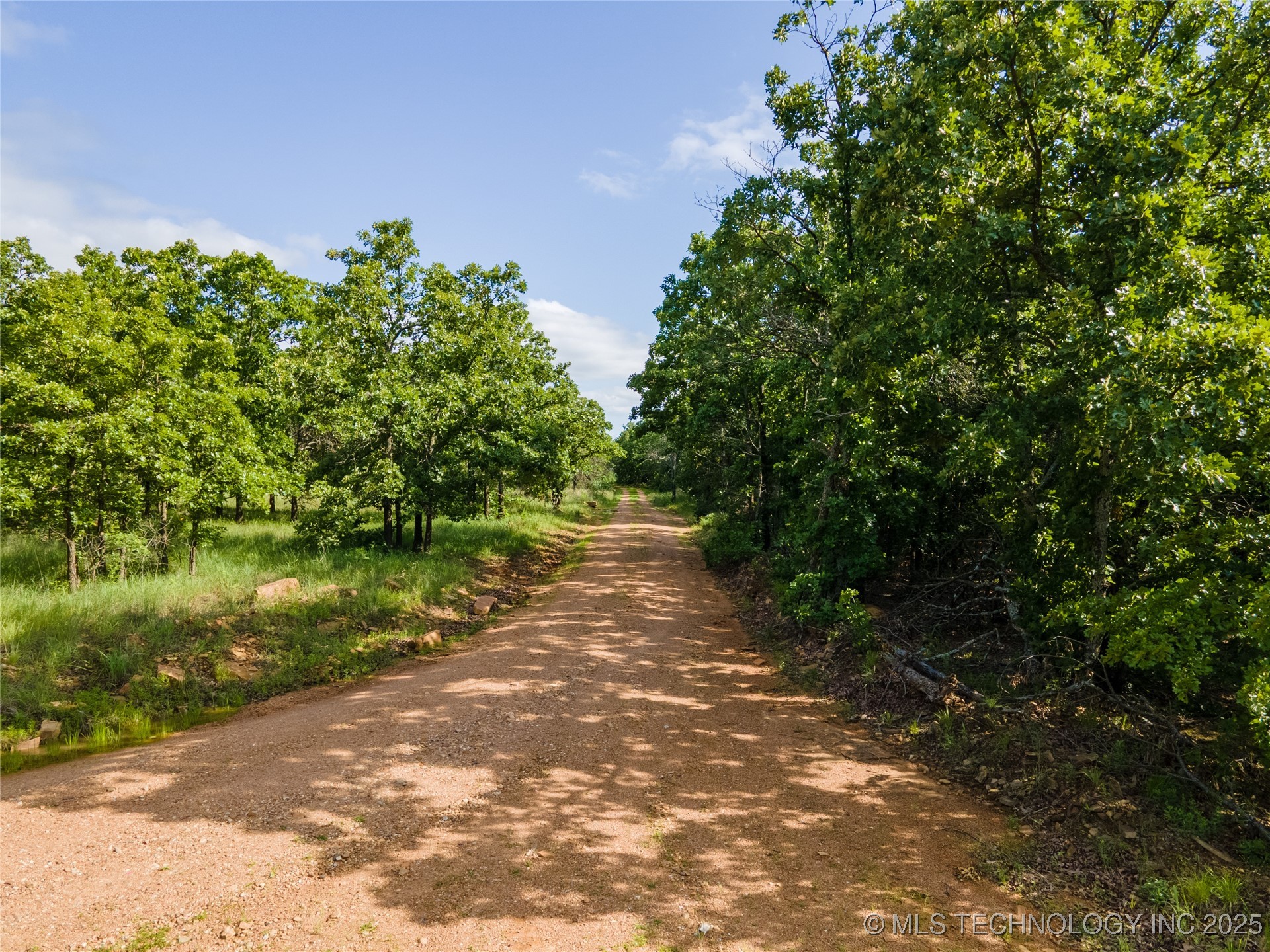 S 145th Avenue Property Photo 13