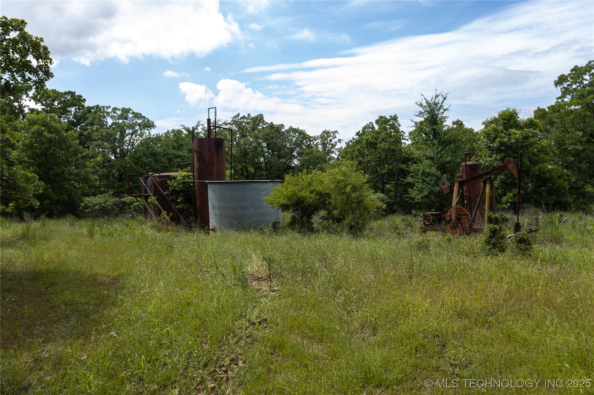 S 145th Avenue Property Photo 25