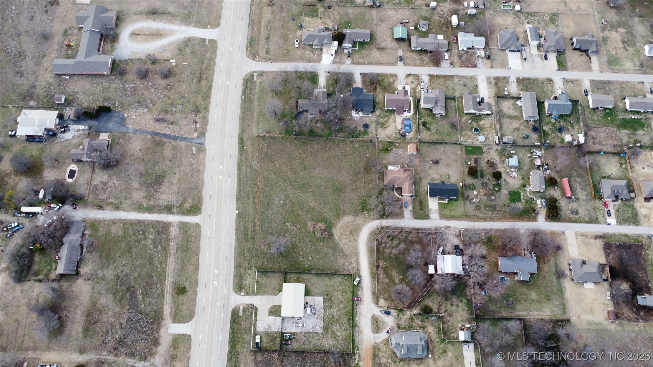 19505 E 116th Street North Property Photo 3