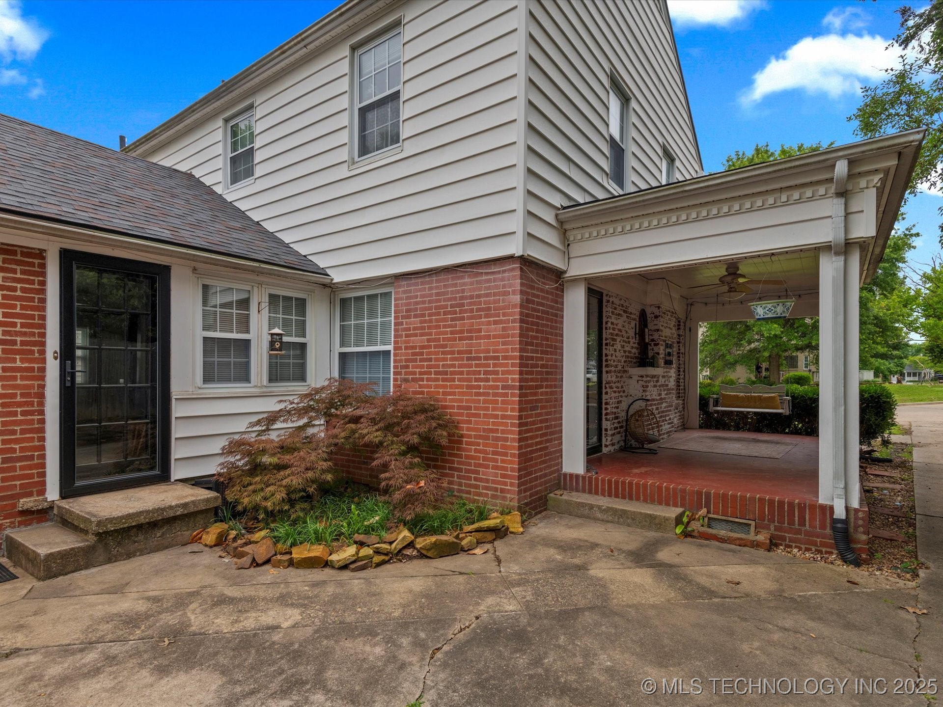 1629 Dewey Avenue Property Photo 28