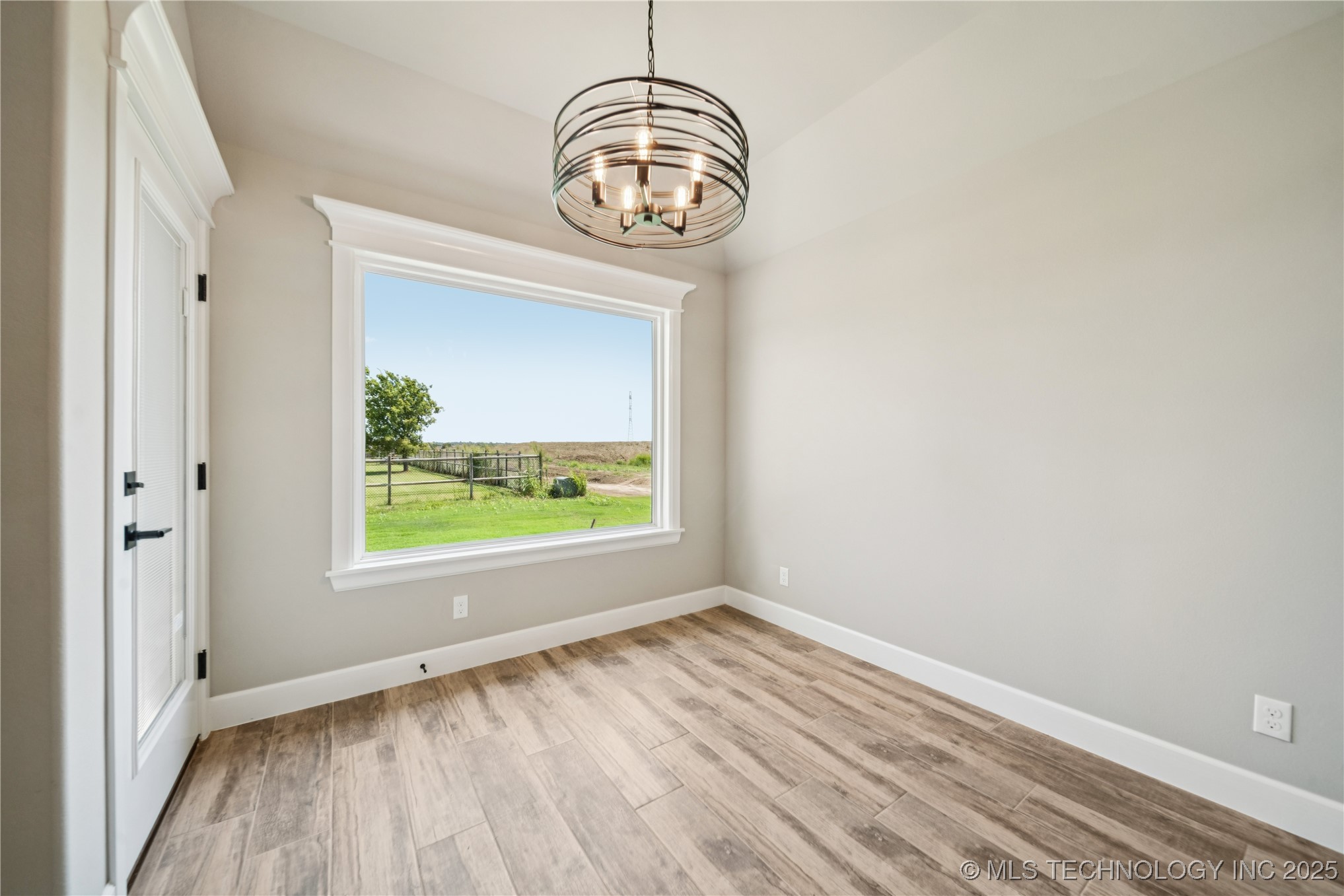 14129 N 54th East Avenue Property Photo 11