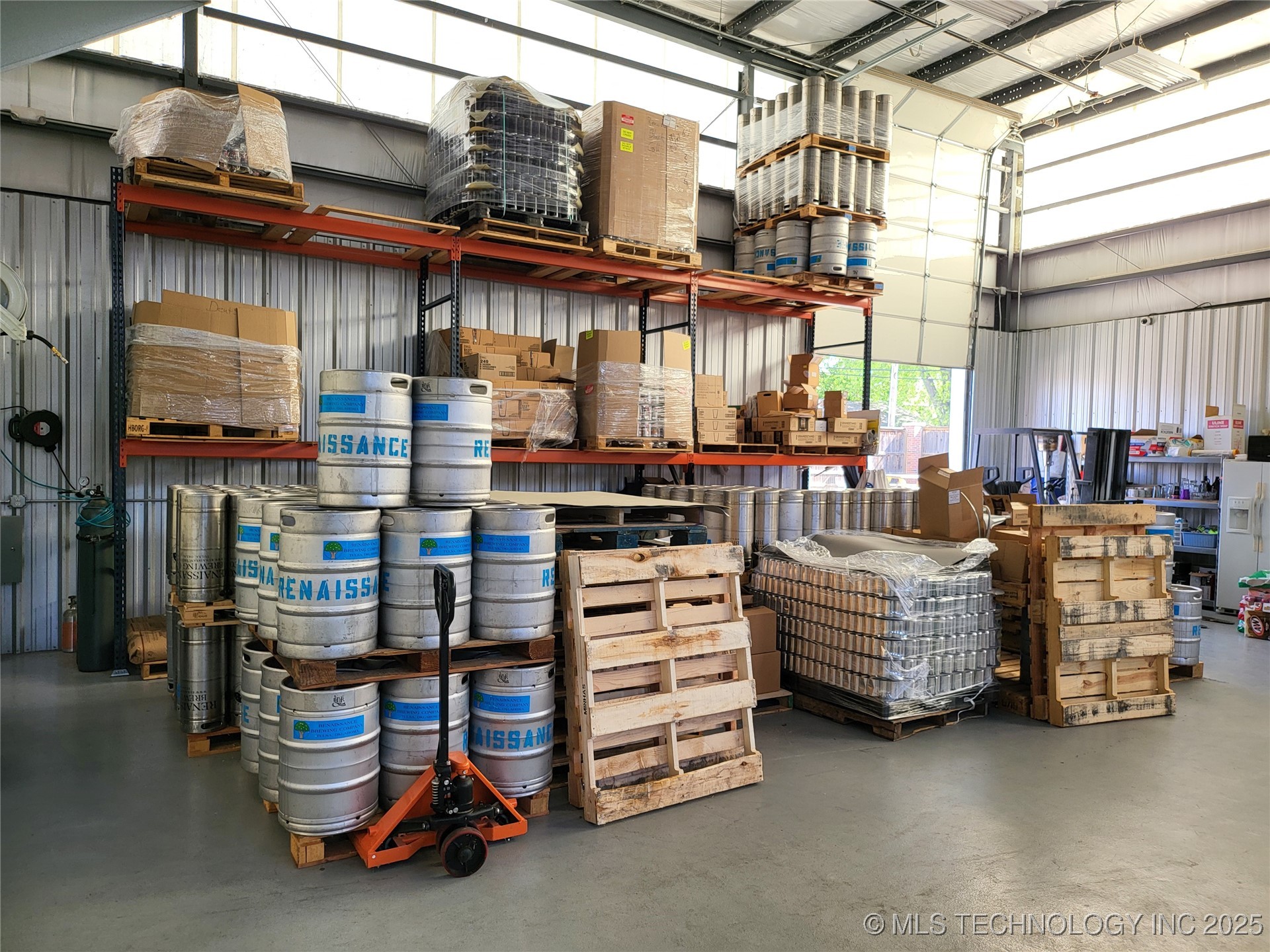 1147 S Lewis Avenue Property Photo 29