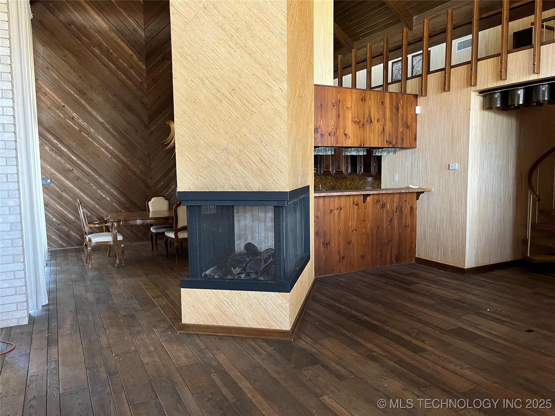 3101 Hardy Springs Road Property Photo 7