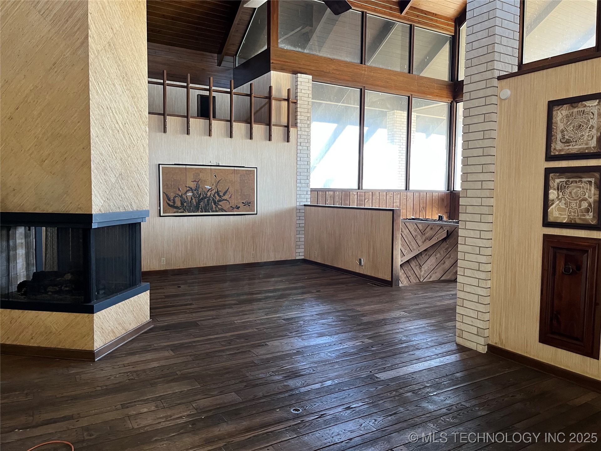 3101 Hardy Springs Road Property Photo 8