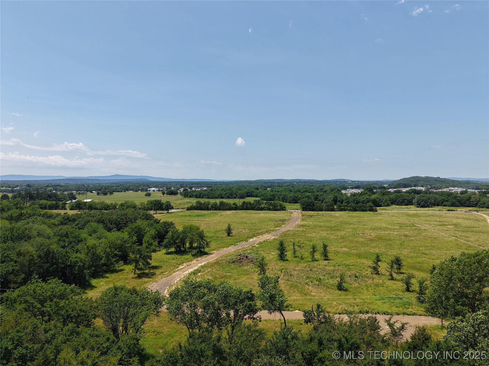 Morris Creek Property Photo 3