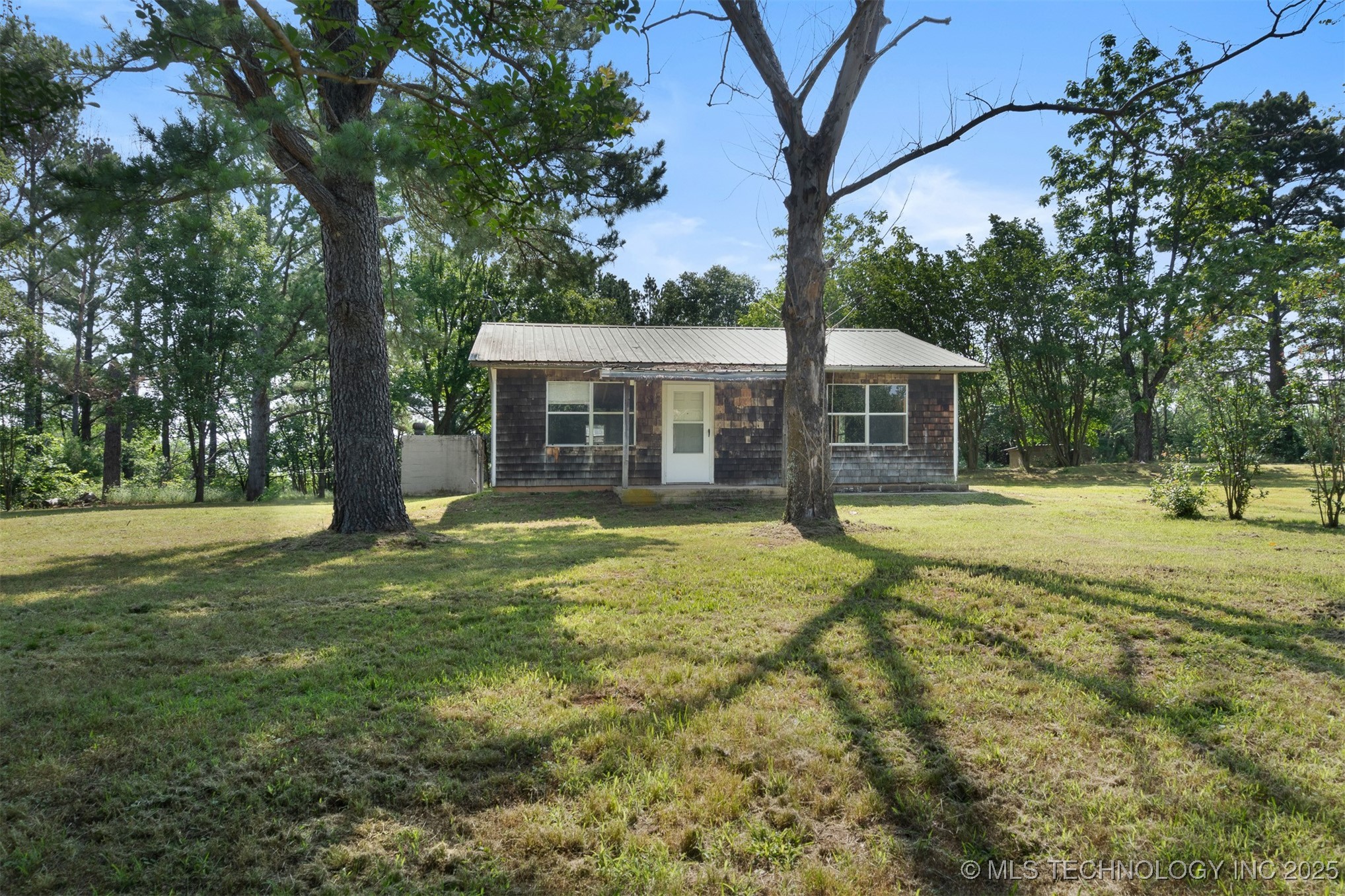 5164 Smiser Road Property Photo 4