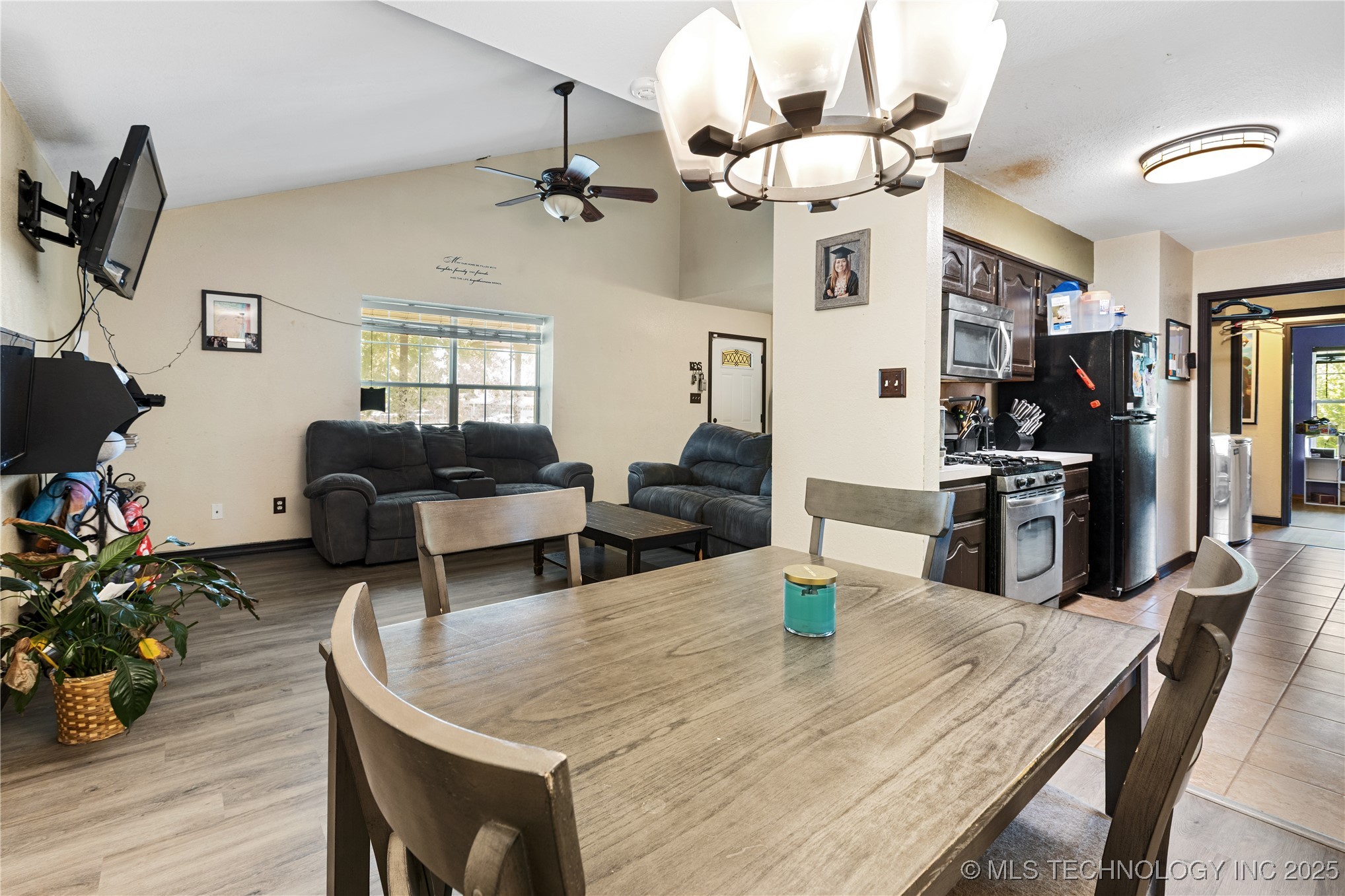 24922 S Heartwood Drive Property Photo 7