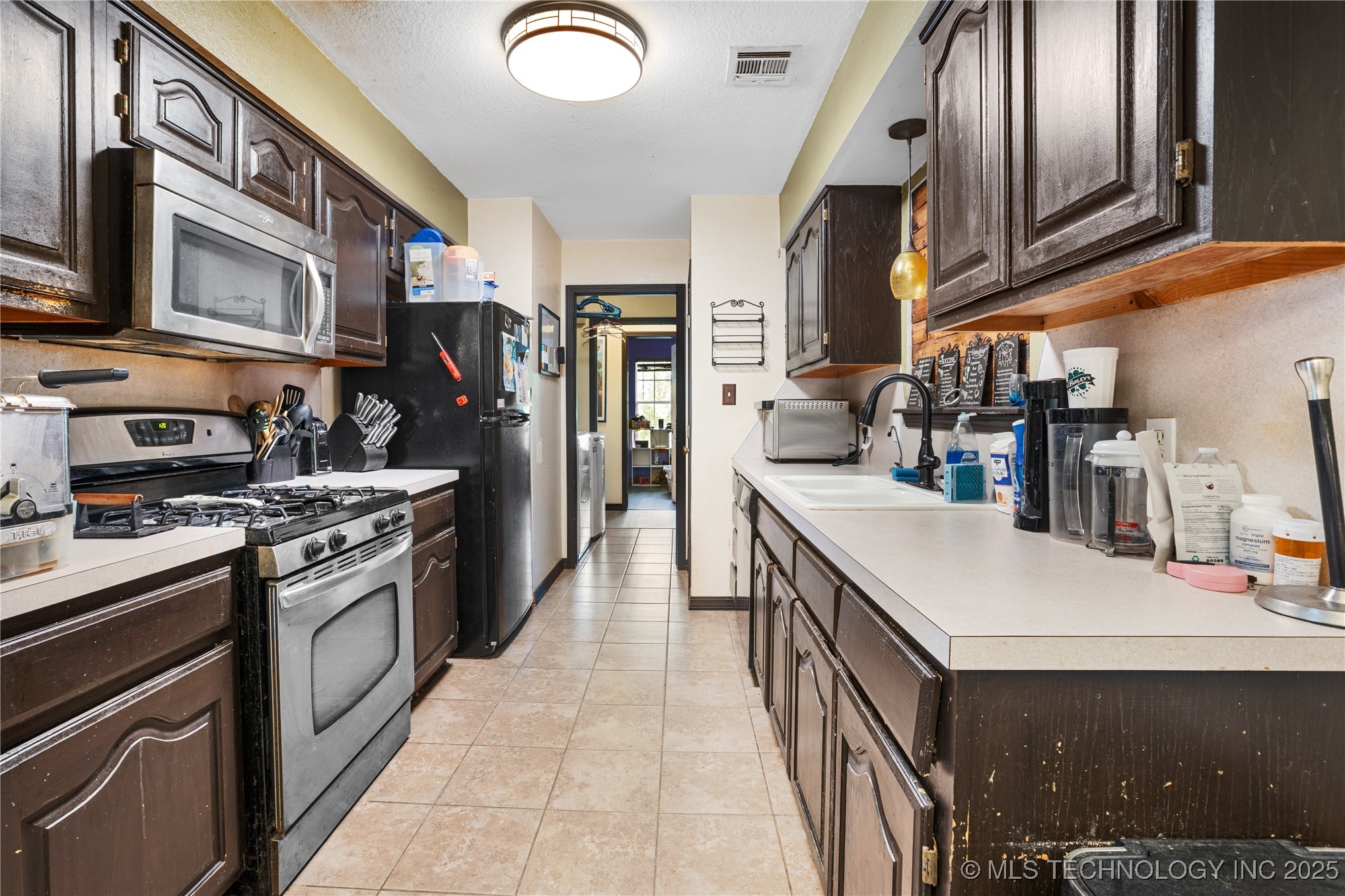 24922 S Heartwood Drive Property Photo 8